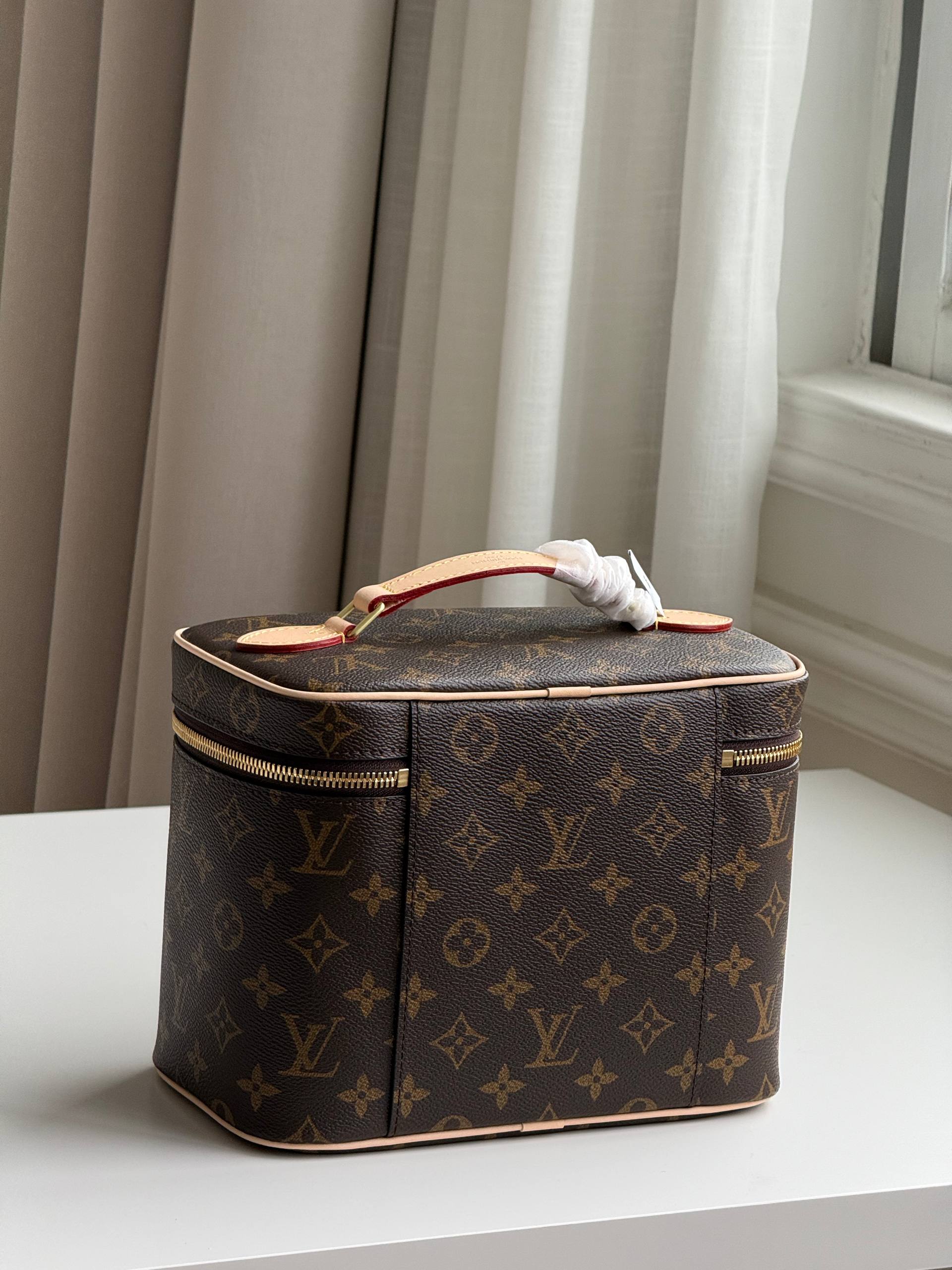 LV Monogram Handheld Cosmetic Vanity Case Bag
