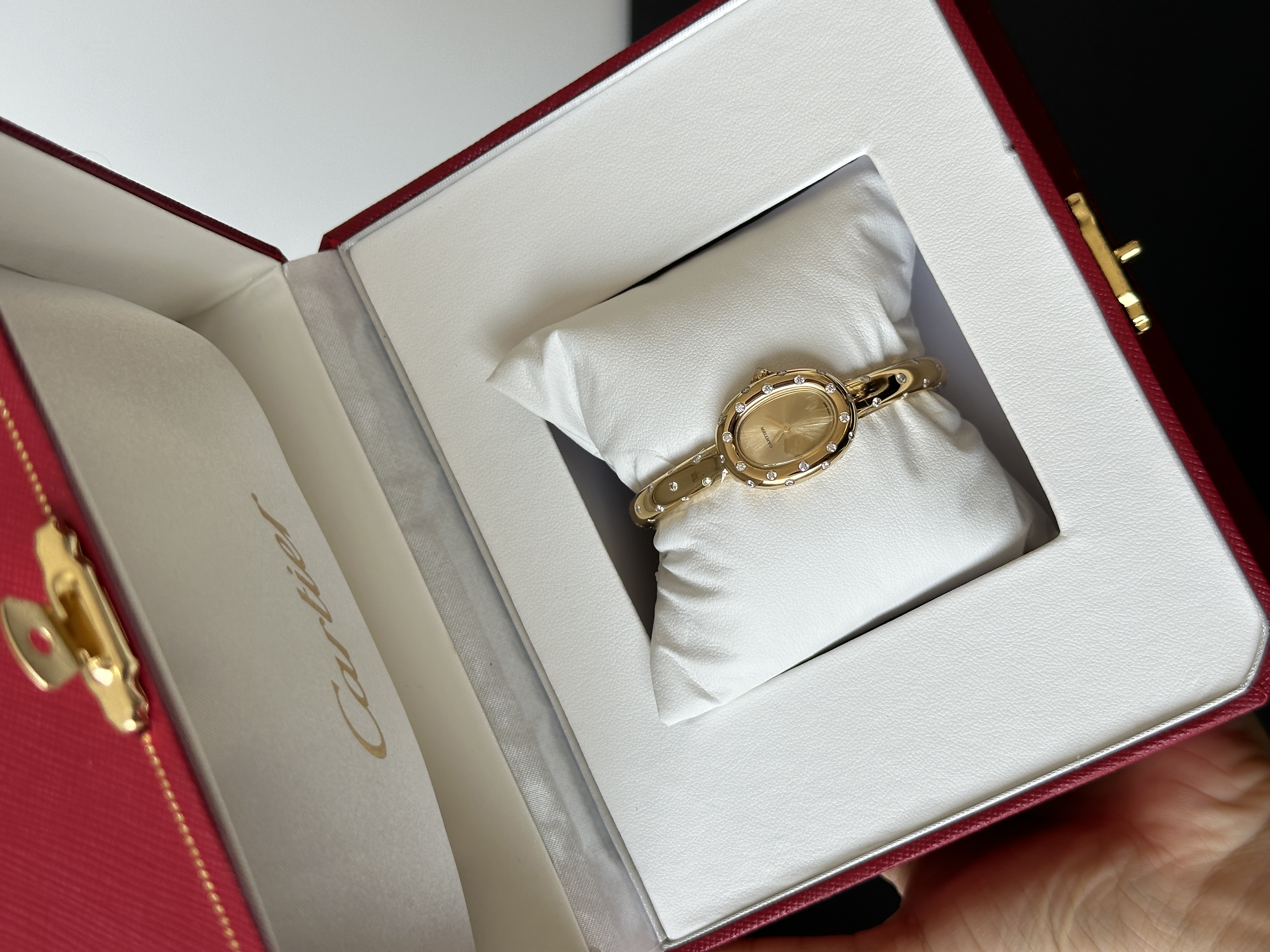 Cartier Baignoire Oval Full Yellow Gold Diamond Bangle Watch