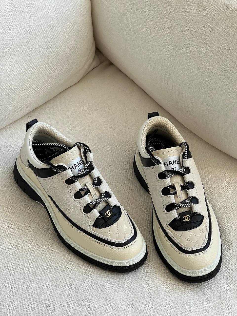 Chanel Off-white & Black Quilted CC Metal Logo Platform Casual Sneakers