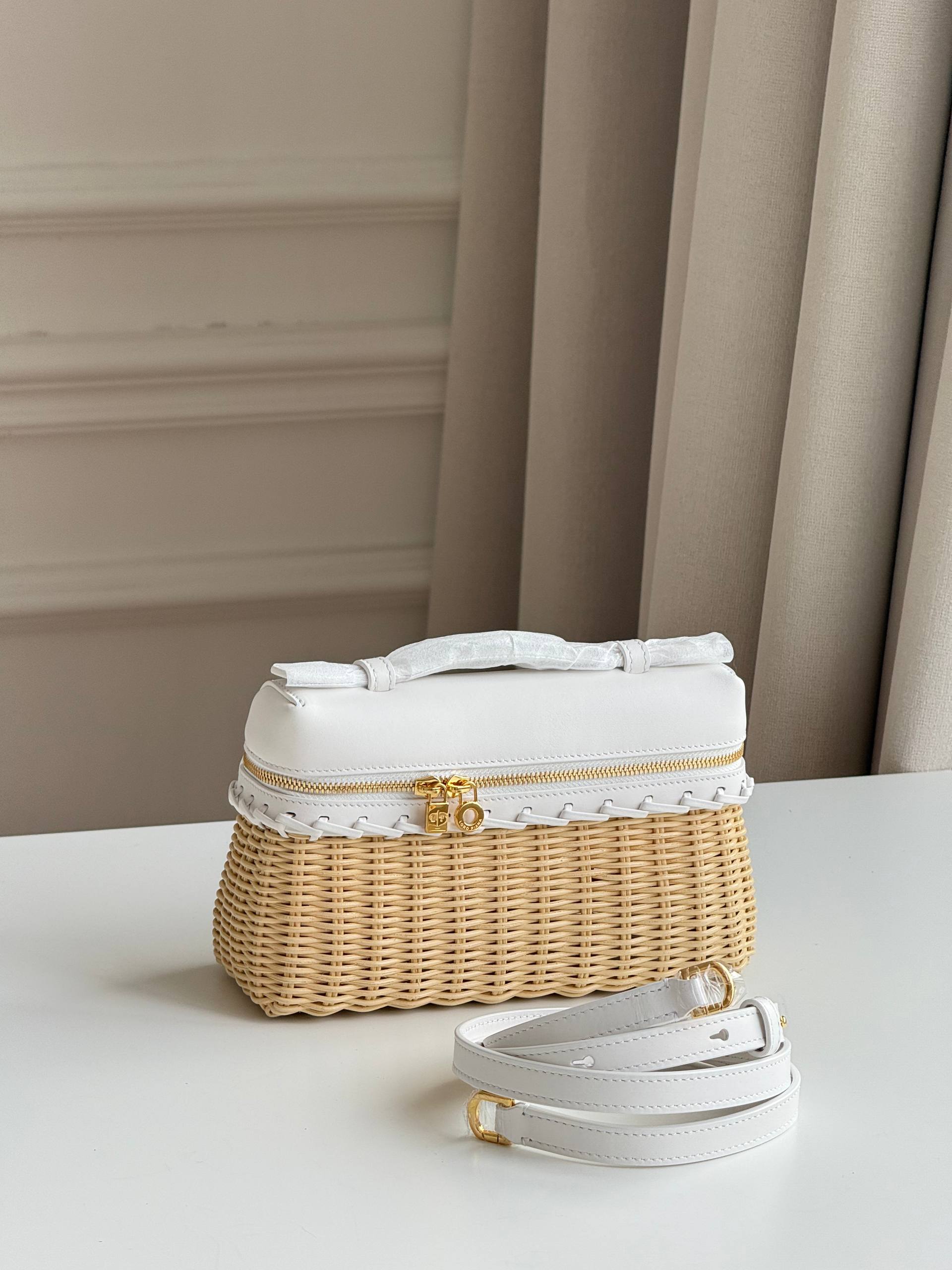 Loro Piana Extra Pocket L19 Wicker Handbag