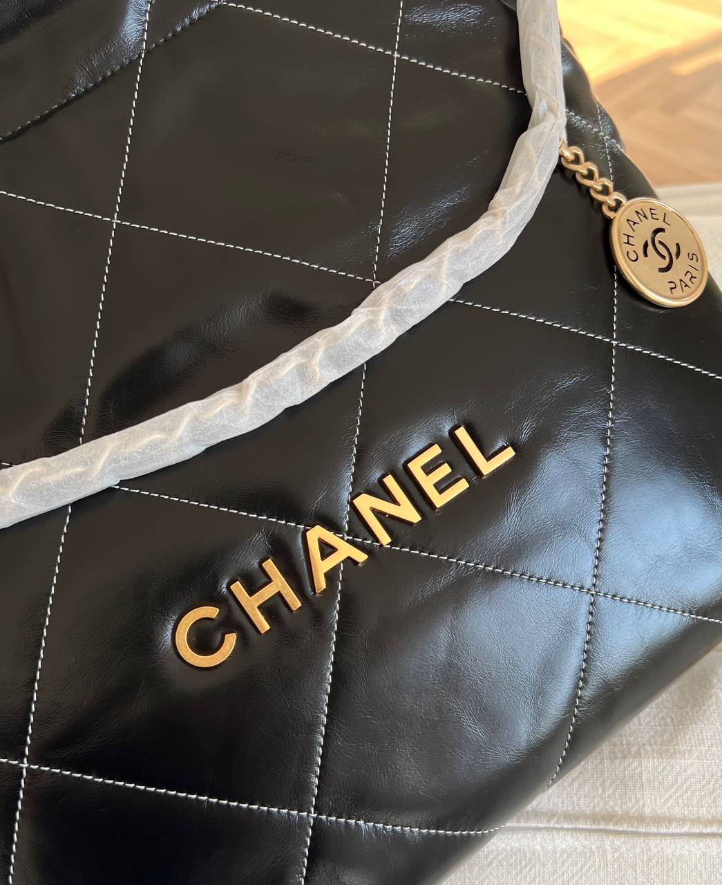Chanel 22 Medium Shiny Calfskin Tote Bag