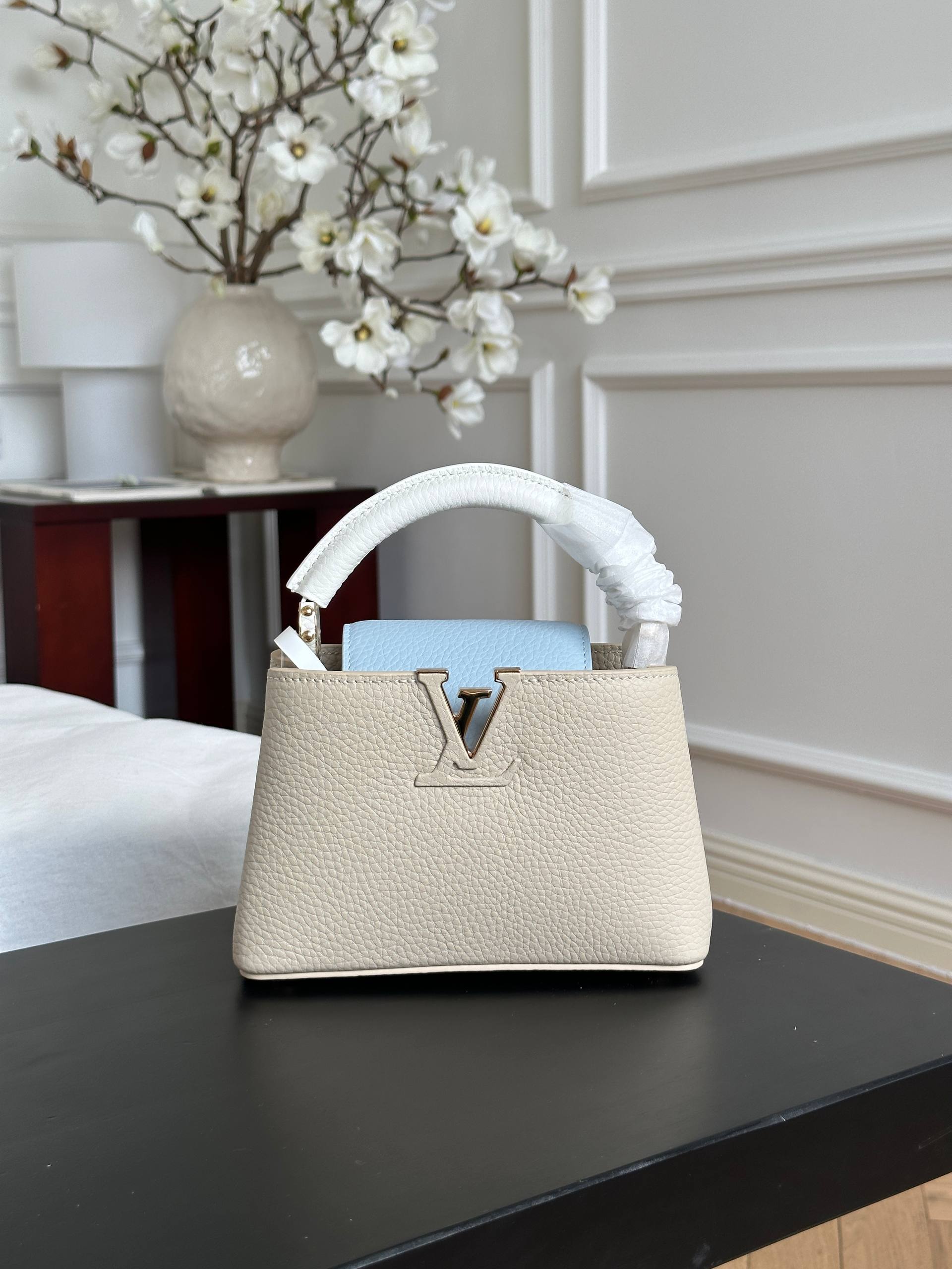 Louis Vuitton Capucines Mini Light Beige Taurillon Leather Handbag with Two Straps