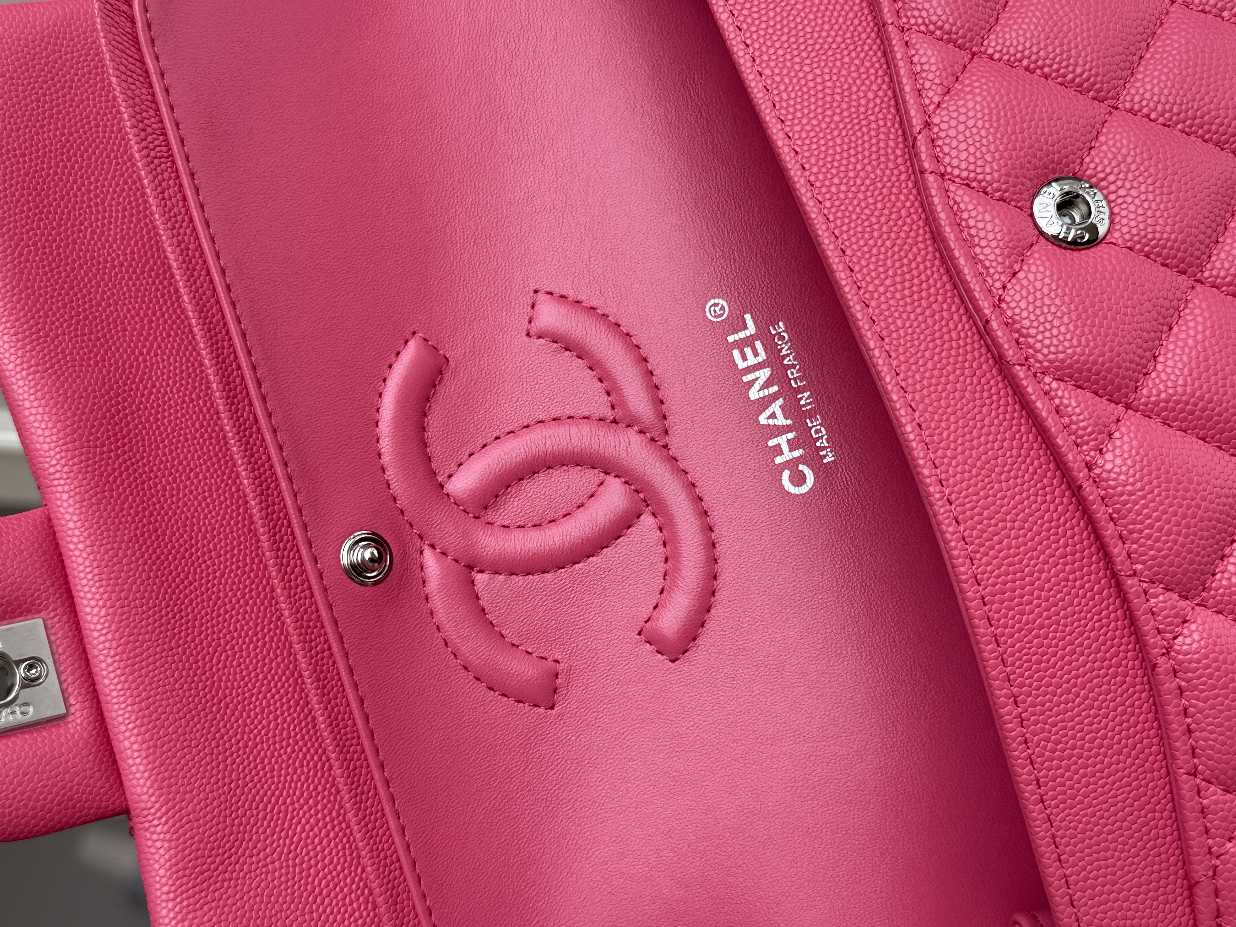Chanel Medium Classic Flap Hot Pink Caviar Leather Diamond Quilt Silver Turn-Lock CC Chain Crossbody Bag