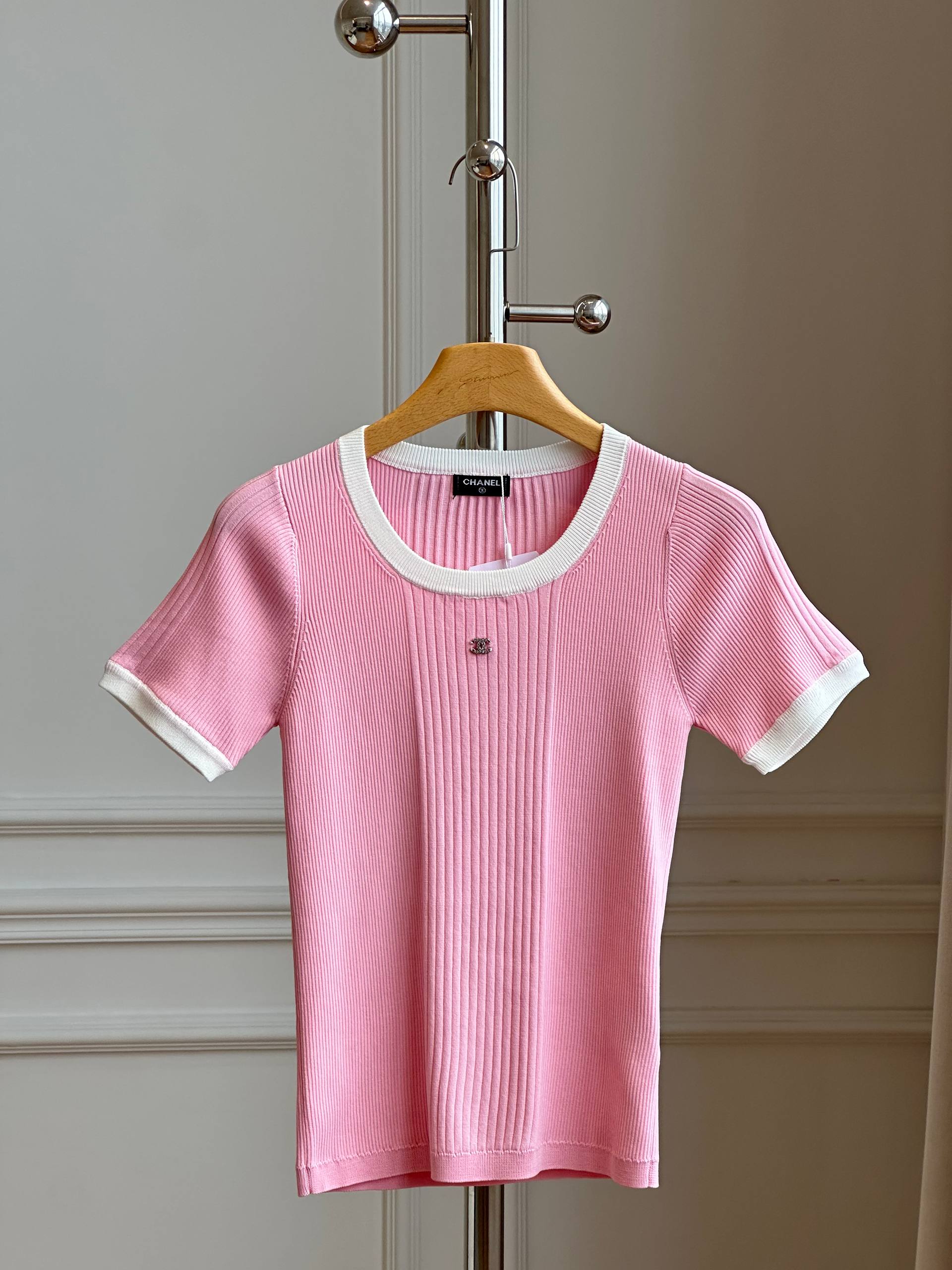 Chanel CC Logo Contrast Trim Ribbed Knit Short-Sleeve Top