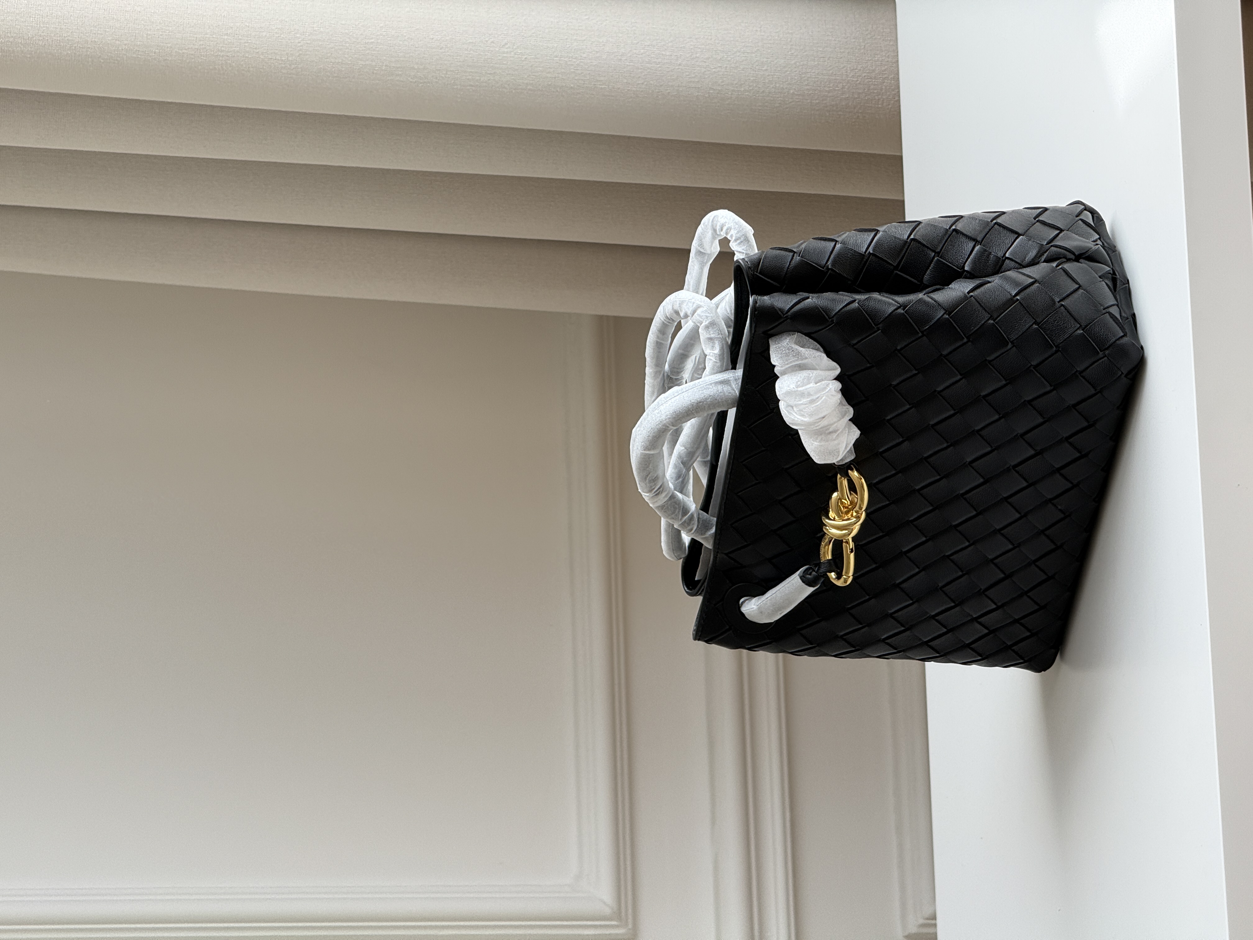 Bottega Veneta Andiamo Small Intrecciato Tote Bag