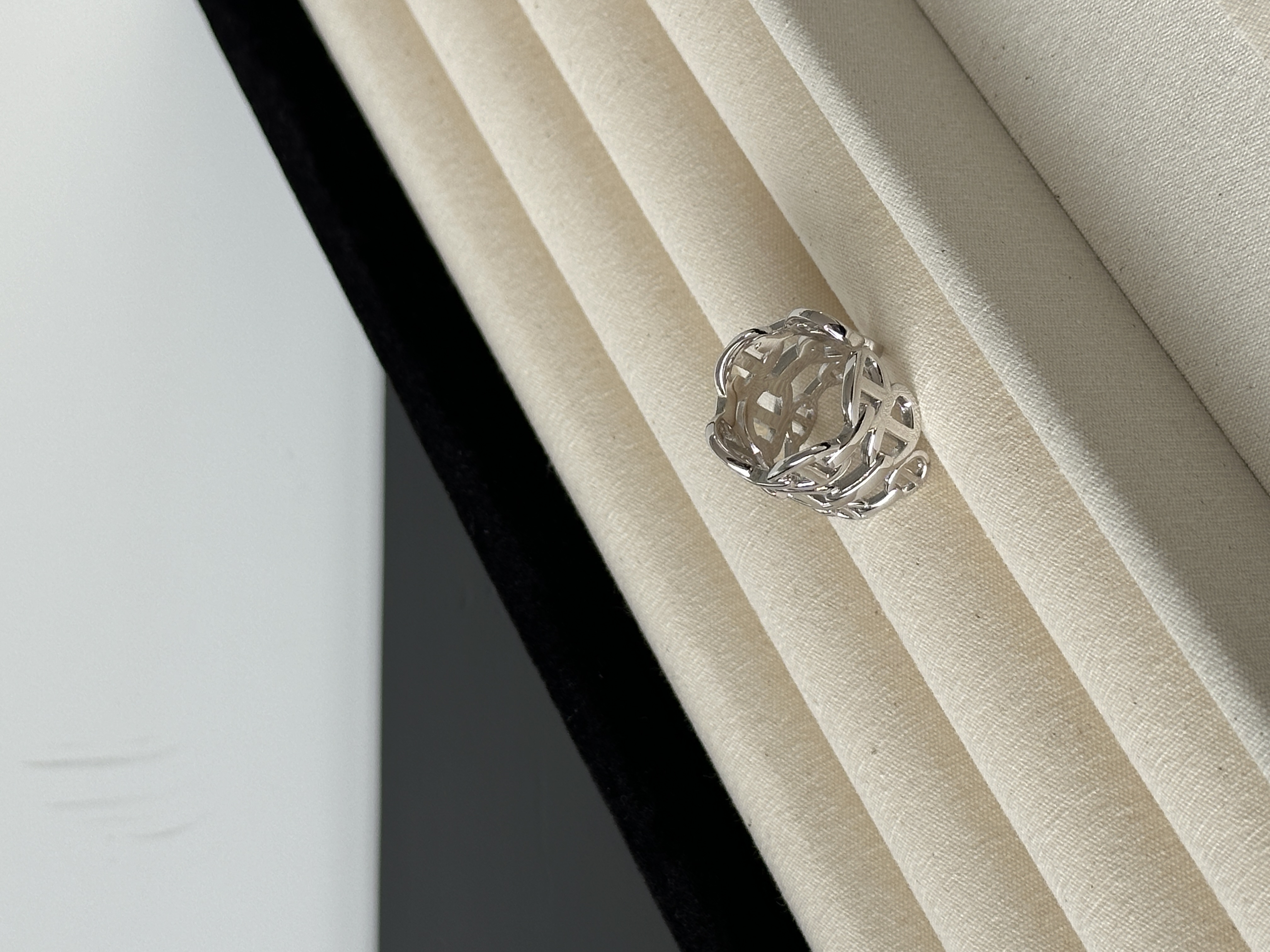 Hermès Chaine d’Ancre Enchaînée Three-Row Pig Nose Ring