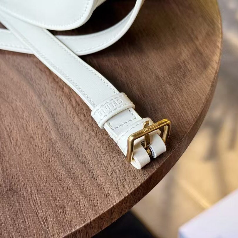 TEEN TRIOMPHE BAG IN SHINY CALFSKIN WHITE 19X16CM