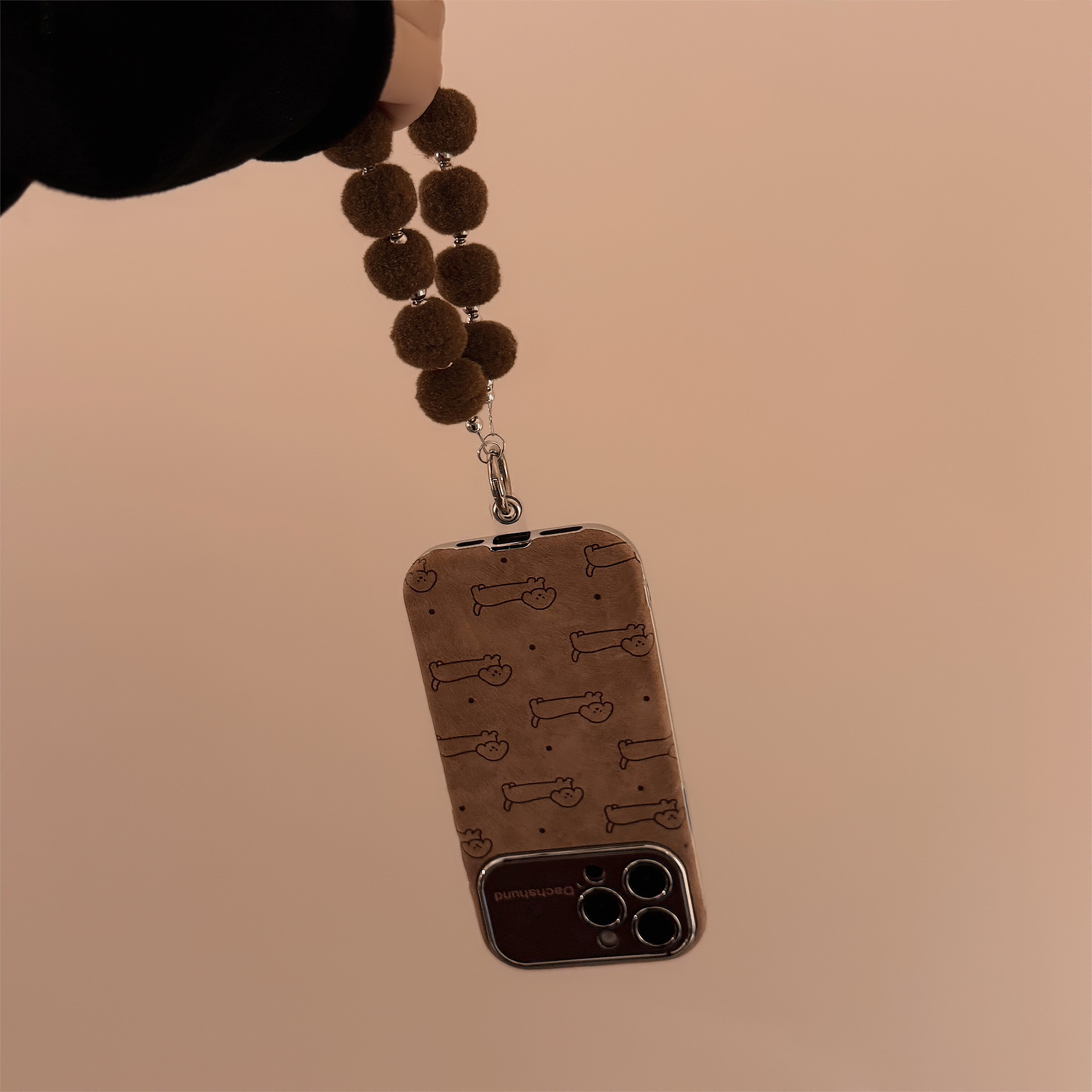 Fun line puppy flannel suitable for Apple 15 mobile phone case iphone16promax lanyard