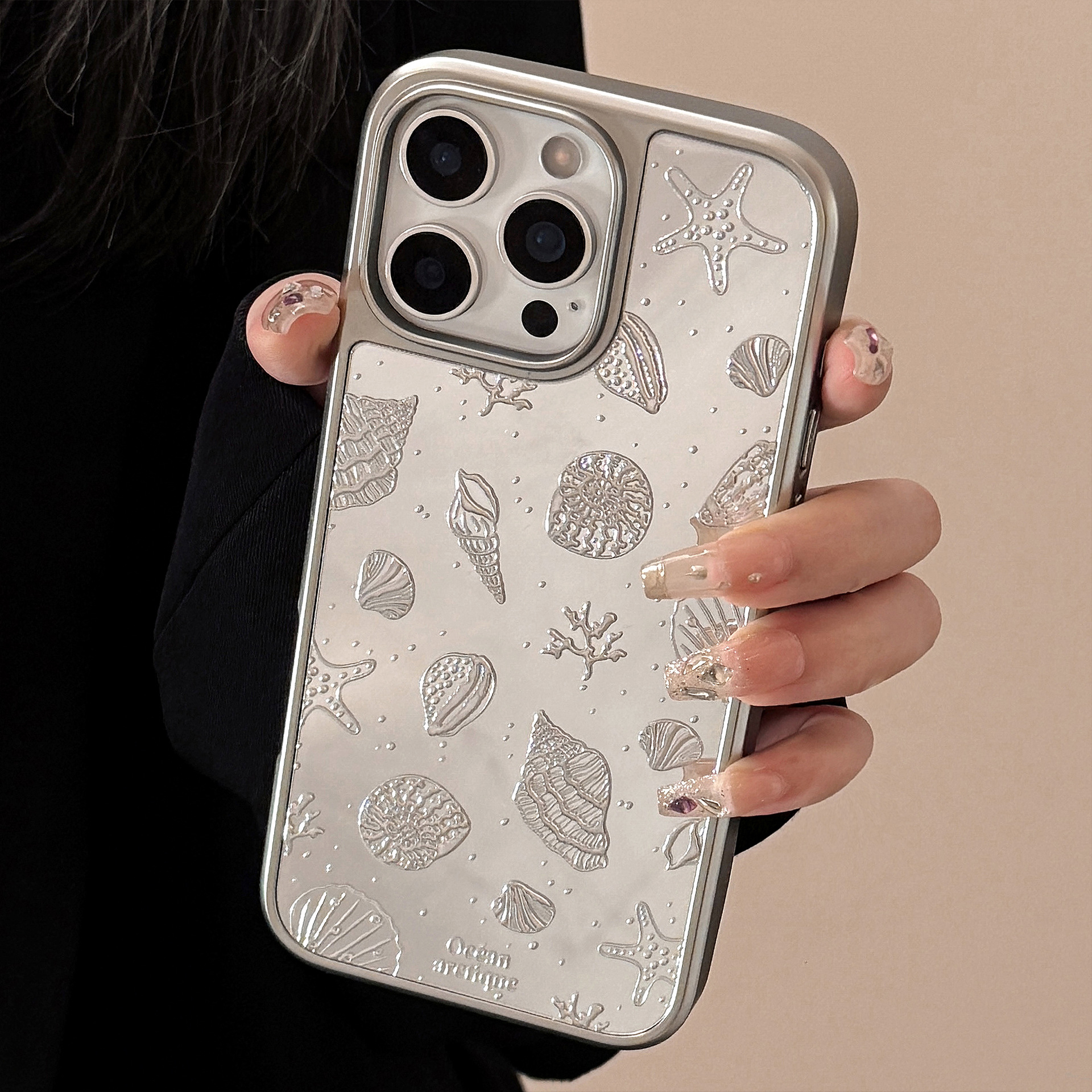 Gilt plating is suitable for Apple 16promax mobile phone case iphone17 starfish shell