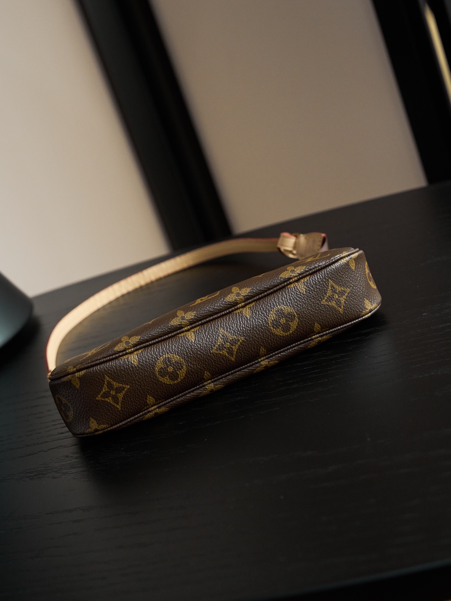 LV Pochette Accessoires