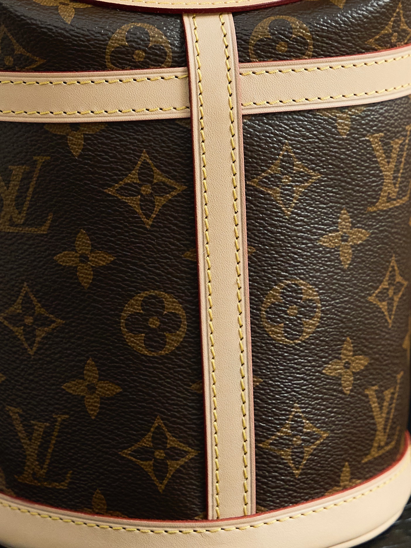 LV DUFFEL handbag
