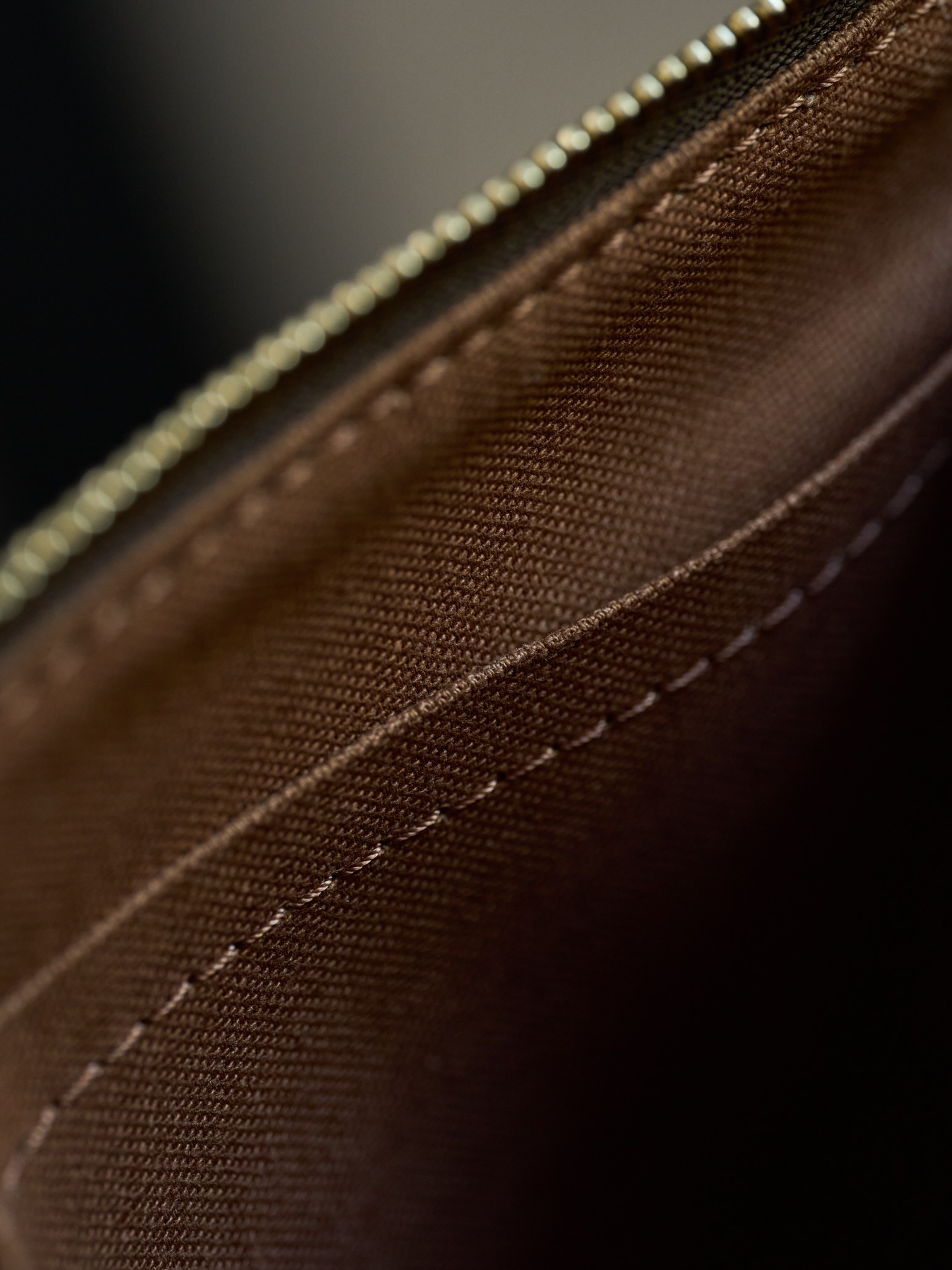 LV Pochette Accessoires