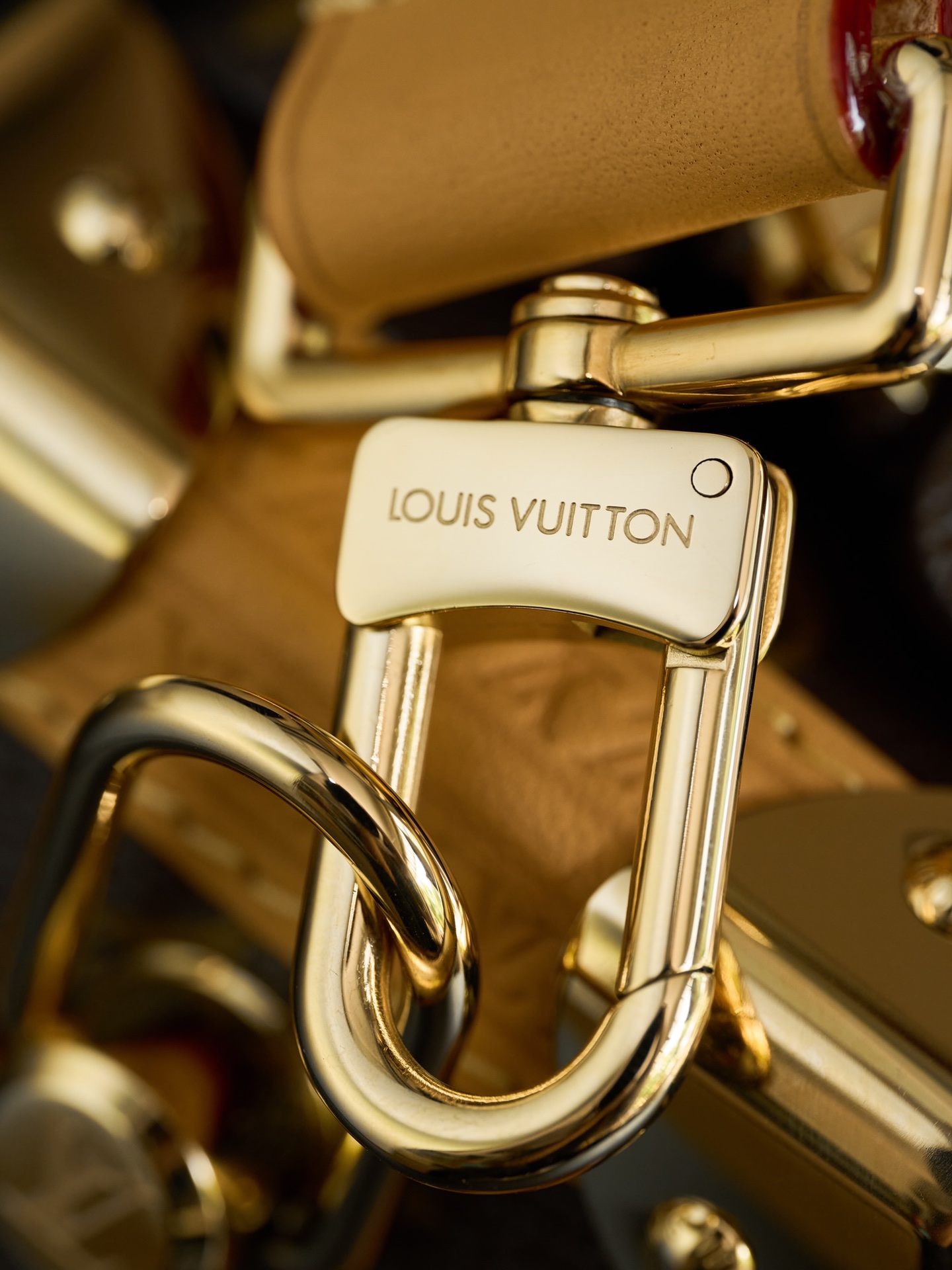 Louis Vuitton side trunk handbag