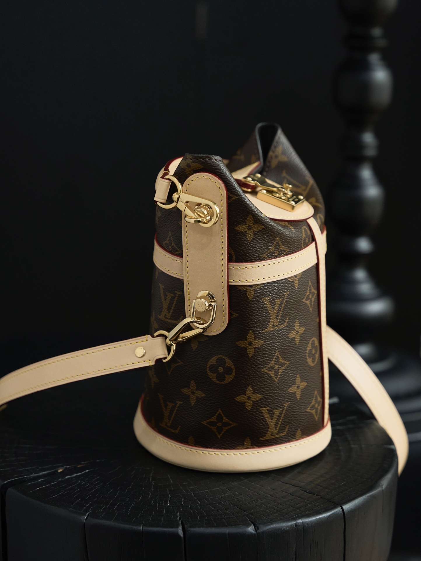 LV DUFFEL handbag