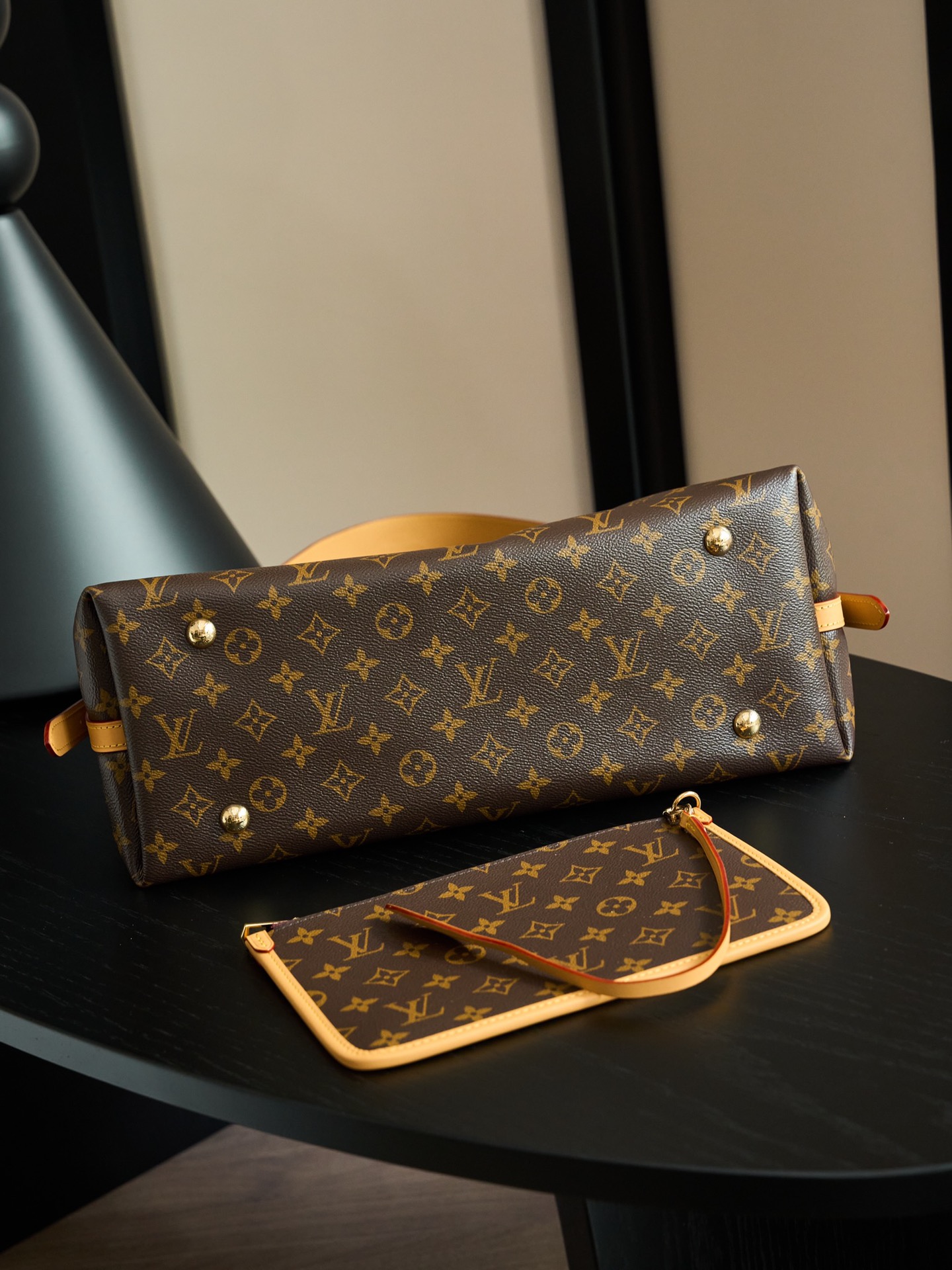 LV Carryall MM large size