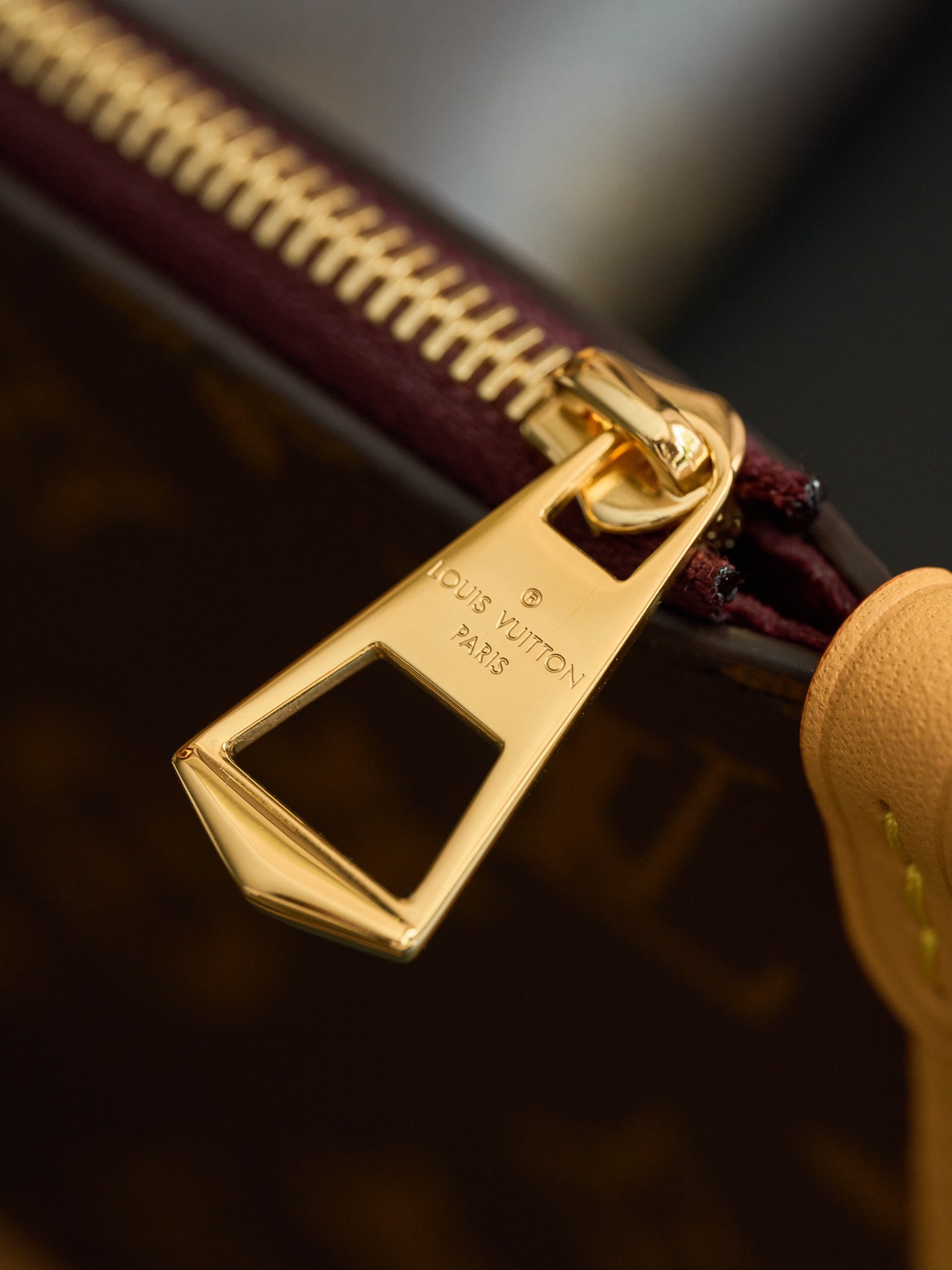 LV Carryall MM large size