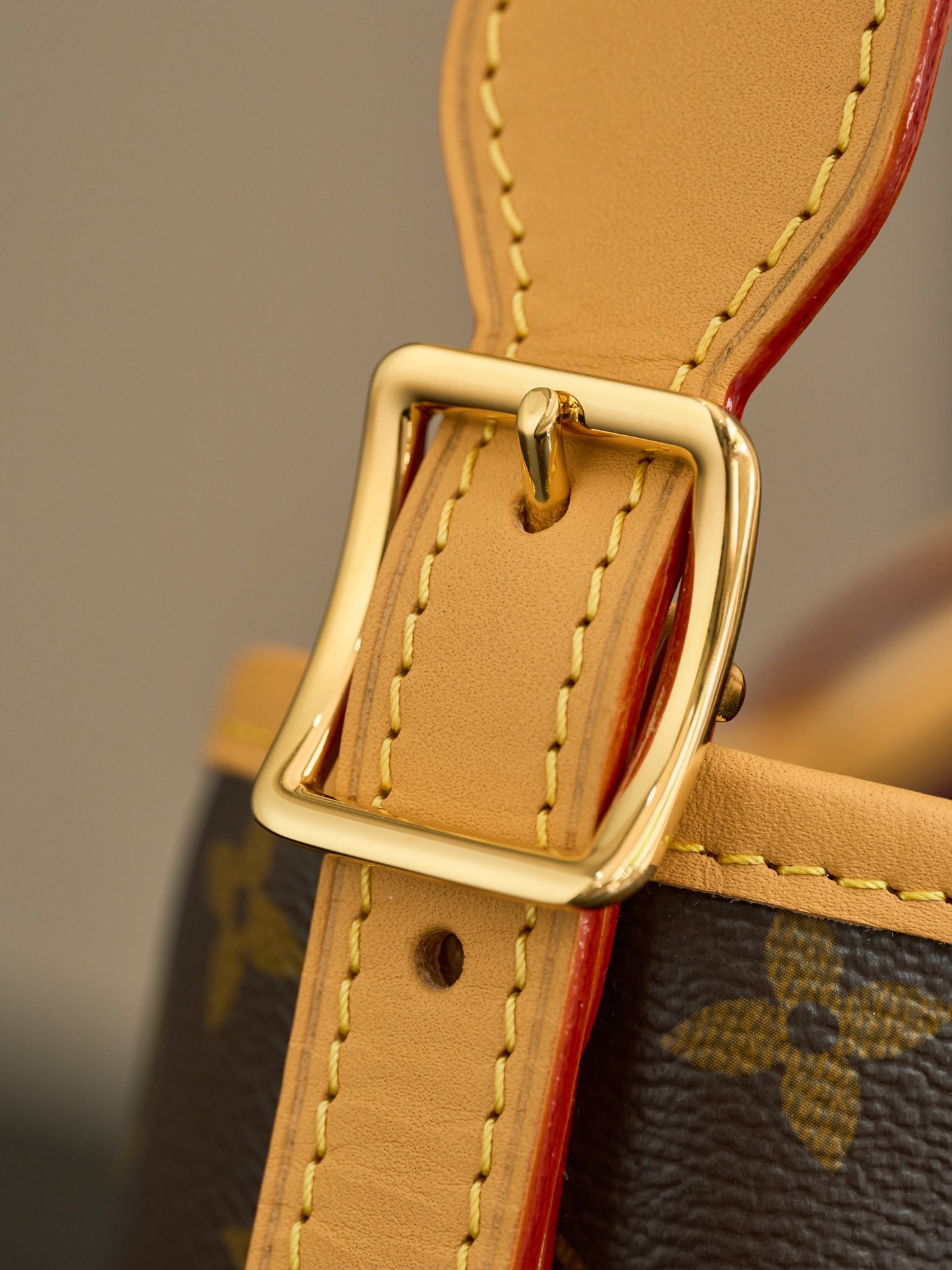 LV Carryall MM large size