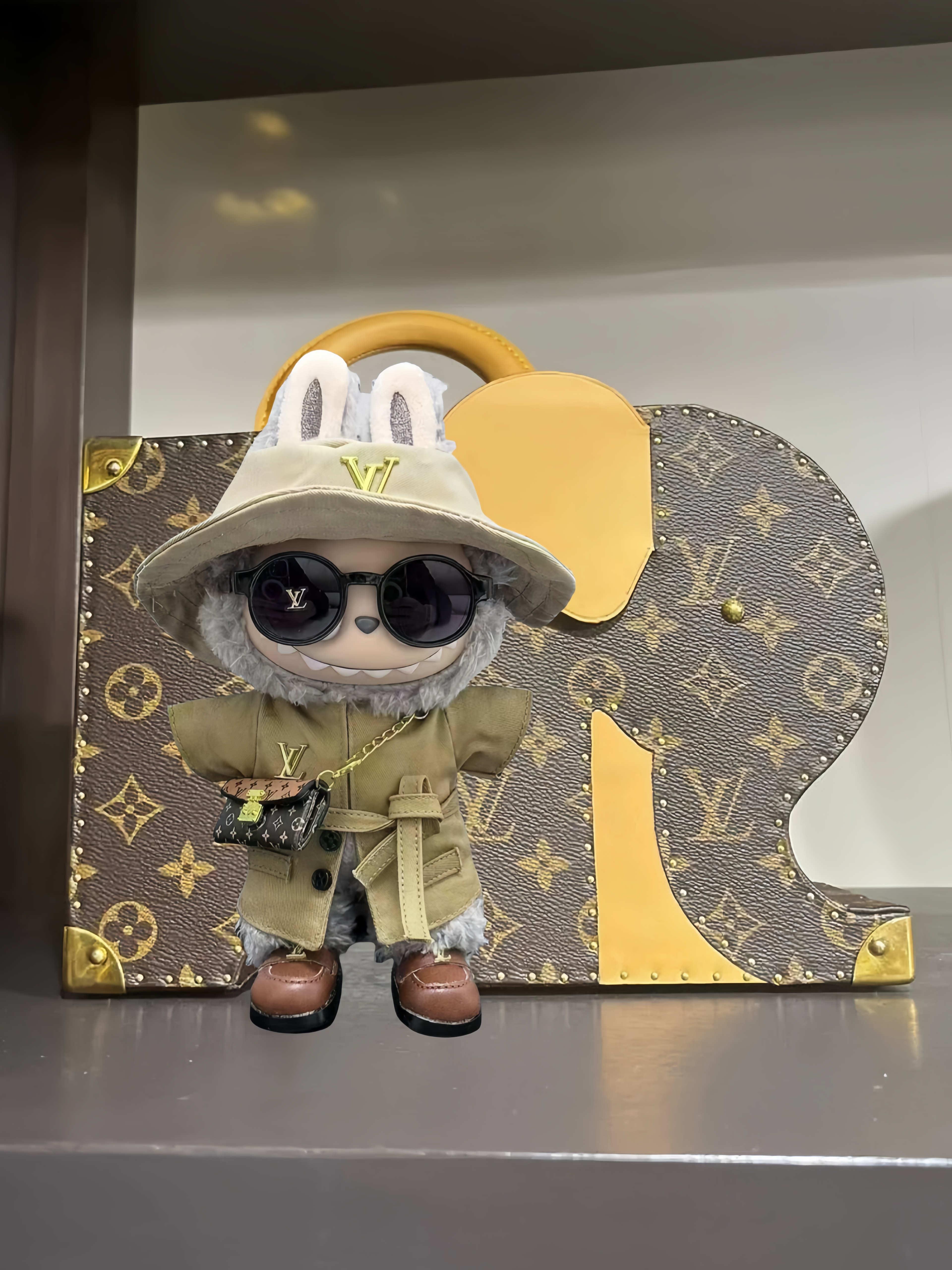 LABUBU Clothes LV British Overcoat
