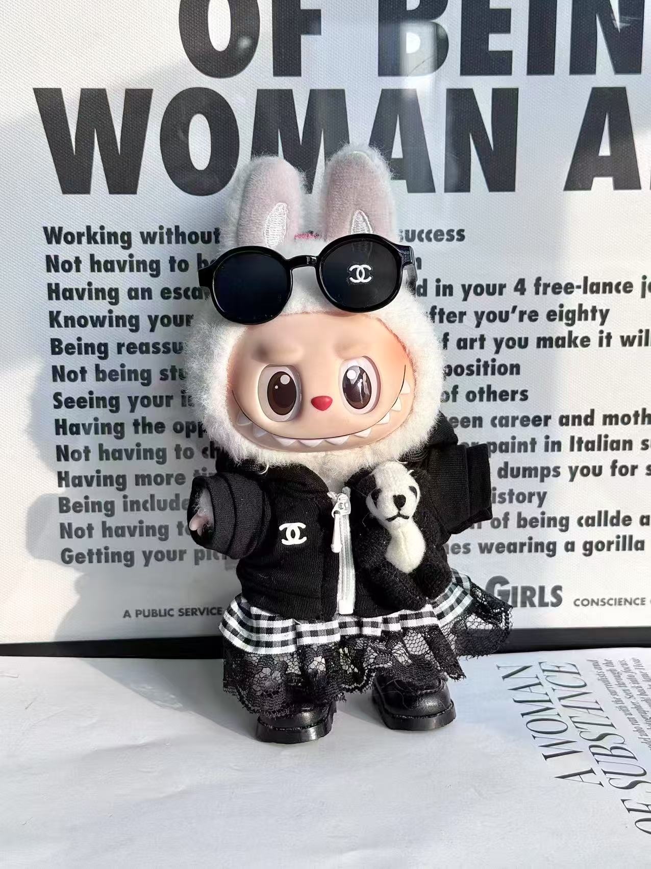 复制LABUBU Clothes Chanel Monochrome Panda Skirt - companion Ensemble