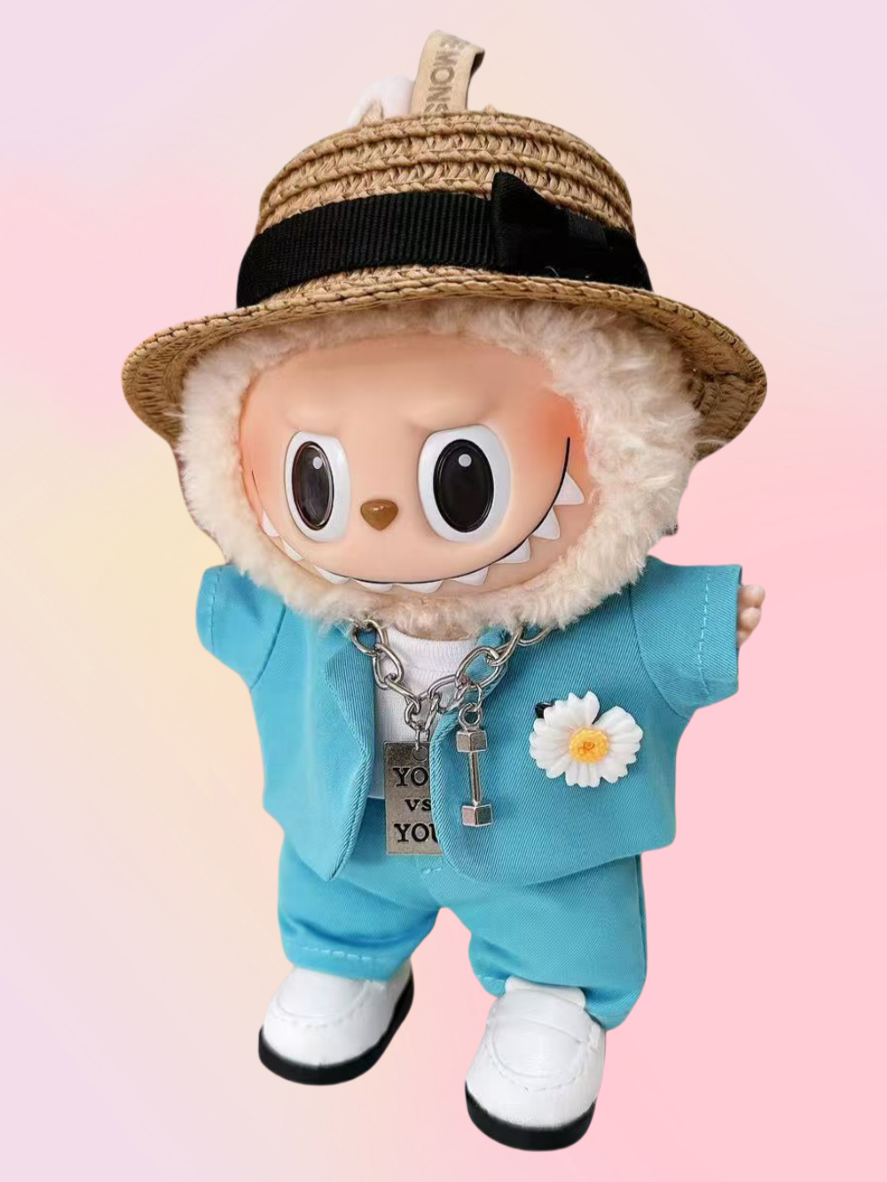 LABUBU Outfit of G-Dragon 2025 concert