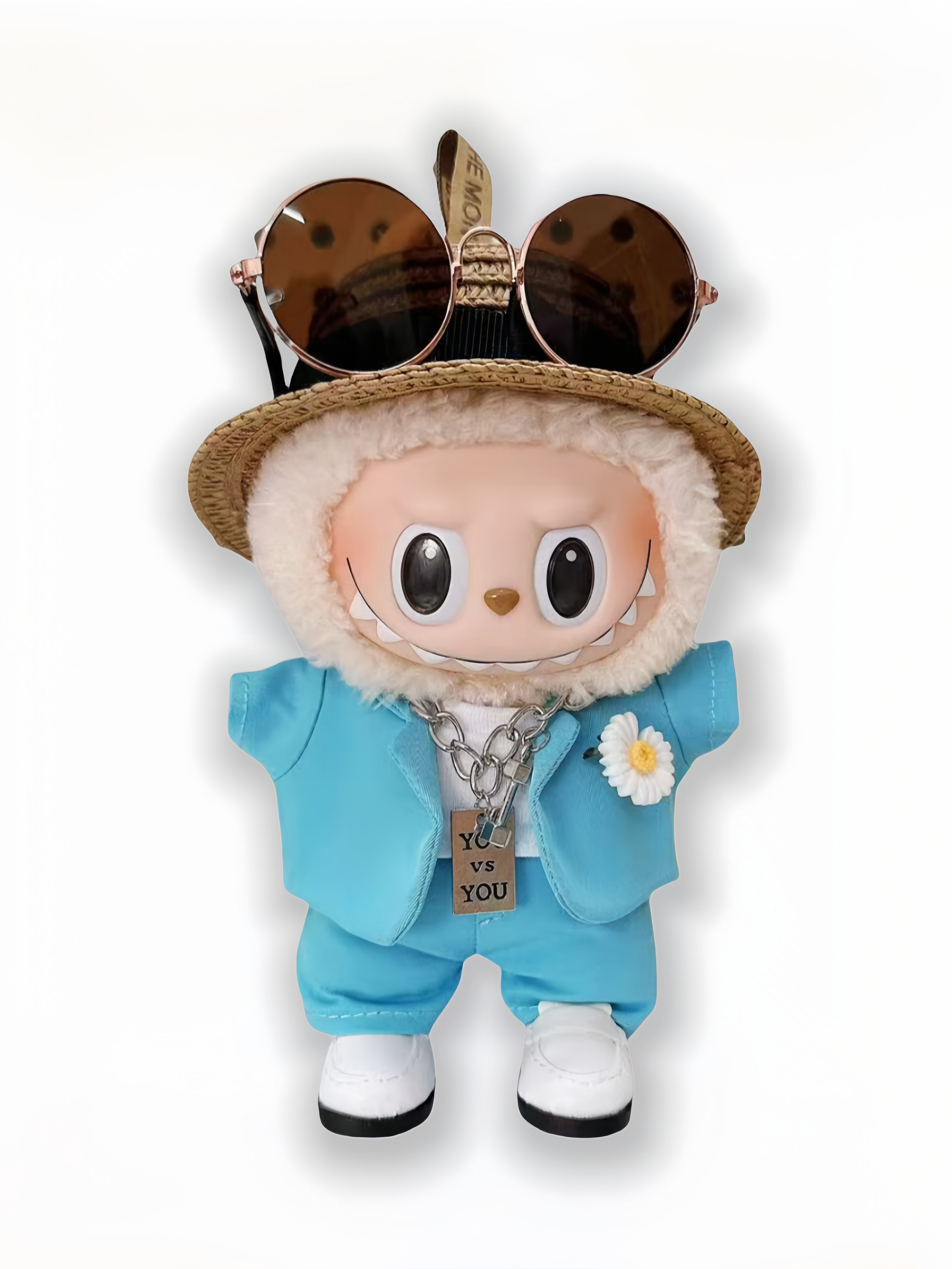 LABUBU Outfit of G-Dragon 2025 concert