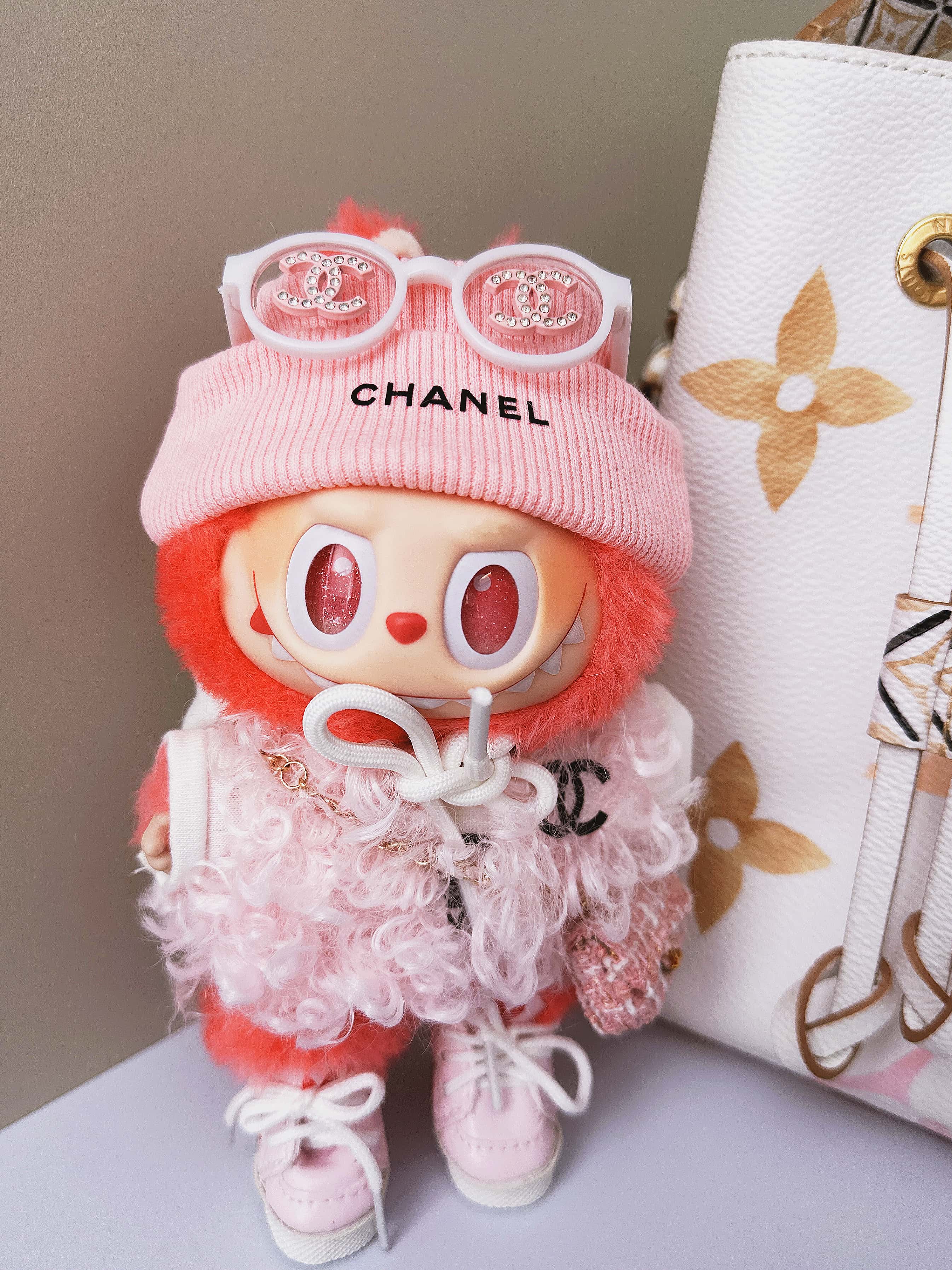 LABUBU Clothes Chanel Pink Vest Sweatshirt Outift