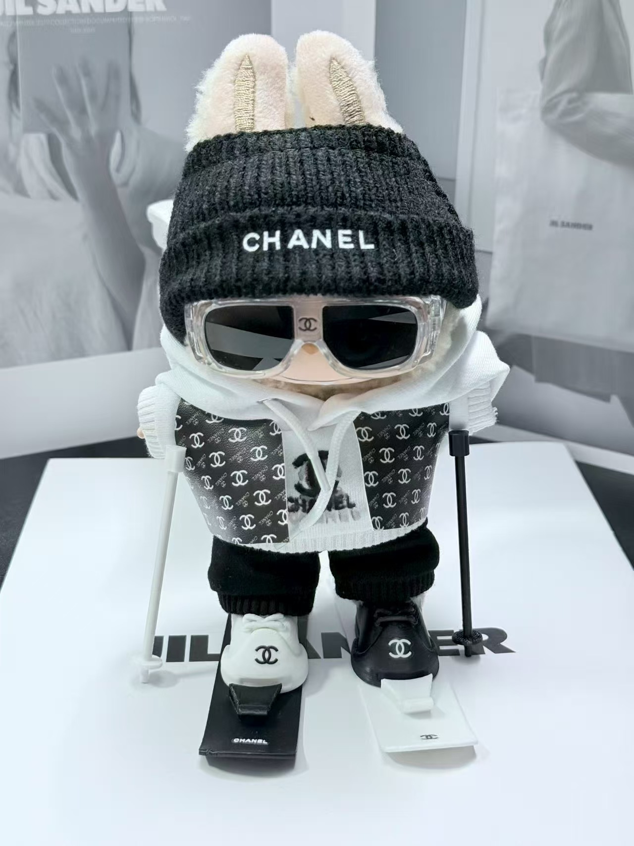 Luxe Ski Set (Ski Suit, Snowboard & Goggle）