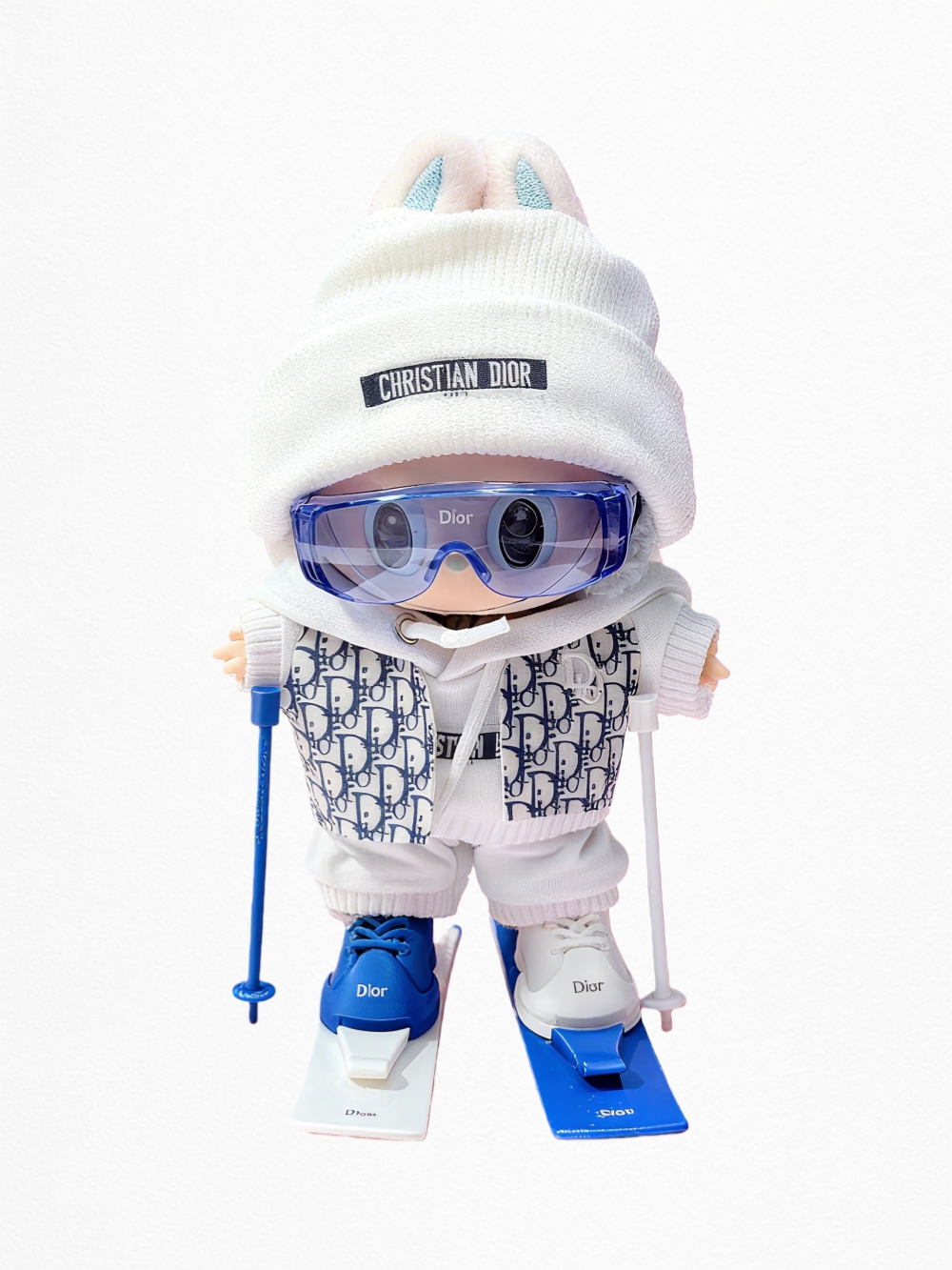 Luxe Ski Set (Ski Suit, Snowboard & Goggles)
