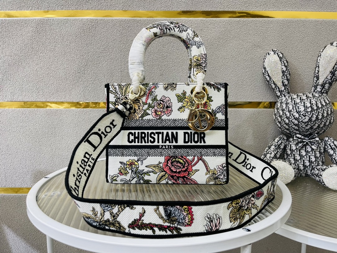 10A + top quality Dior Medium Lady D-Lite Bag 9920 DD003 24cm