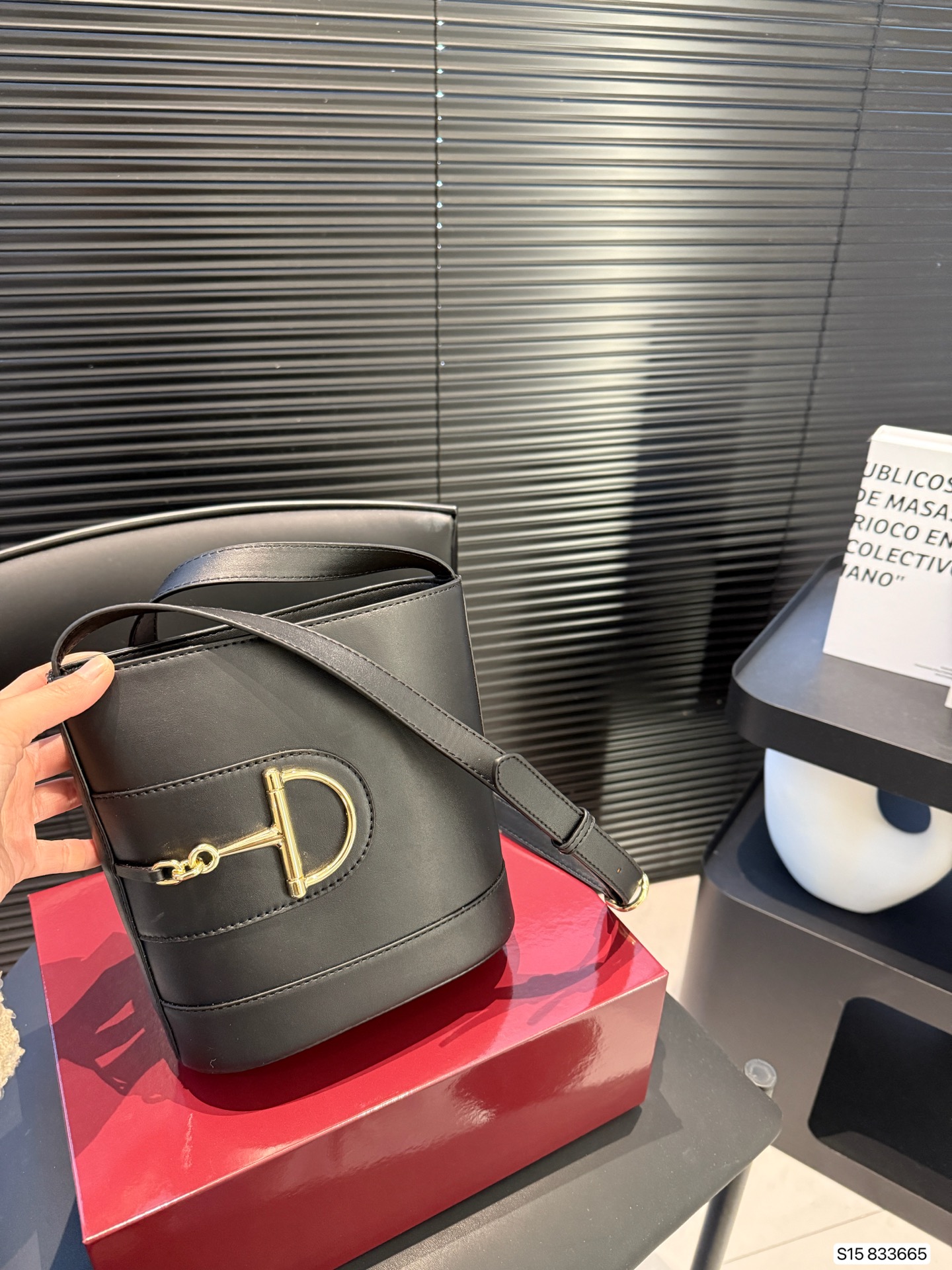 Gucci Bucket HandBag Mini Bucket Bag 833665 DB041 19cm