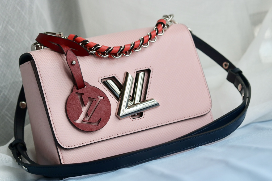 Louis Vuitton TWIST MM