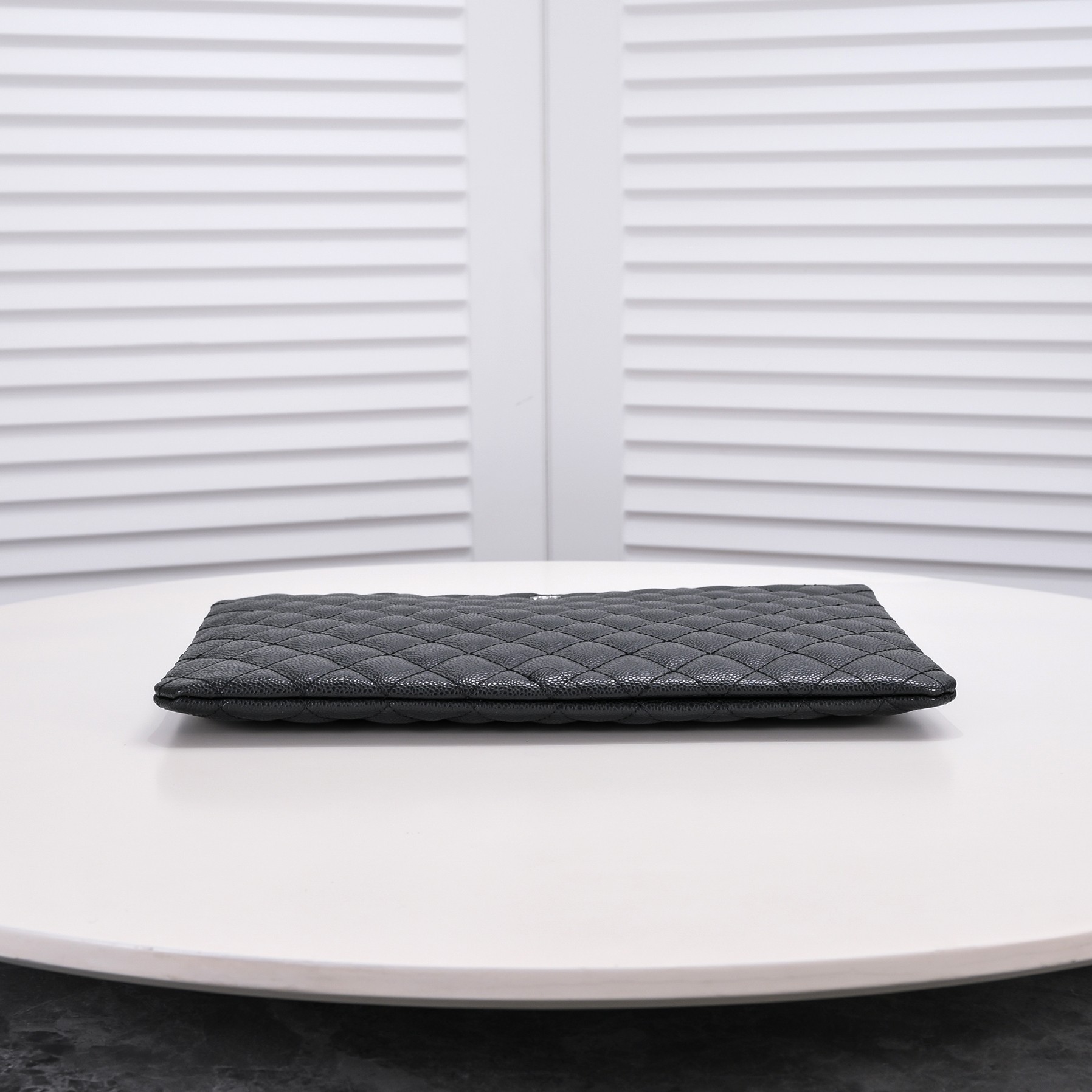 Chanel Cowhide Caviar Lattice Clutch silver buckle Clutch Bag Handbag