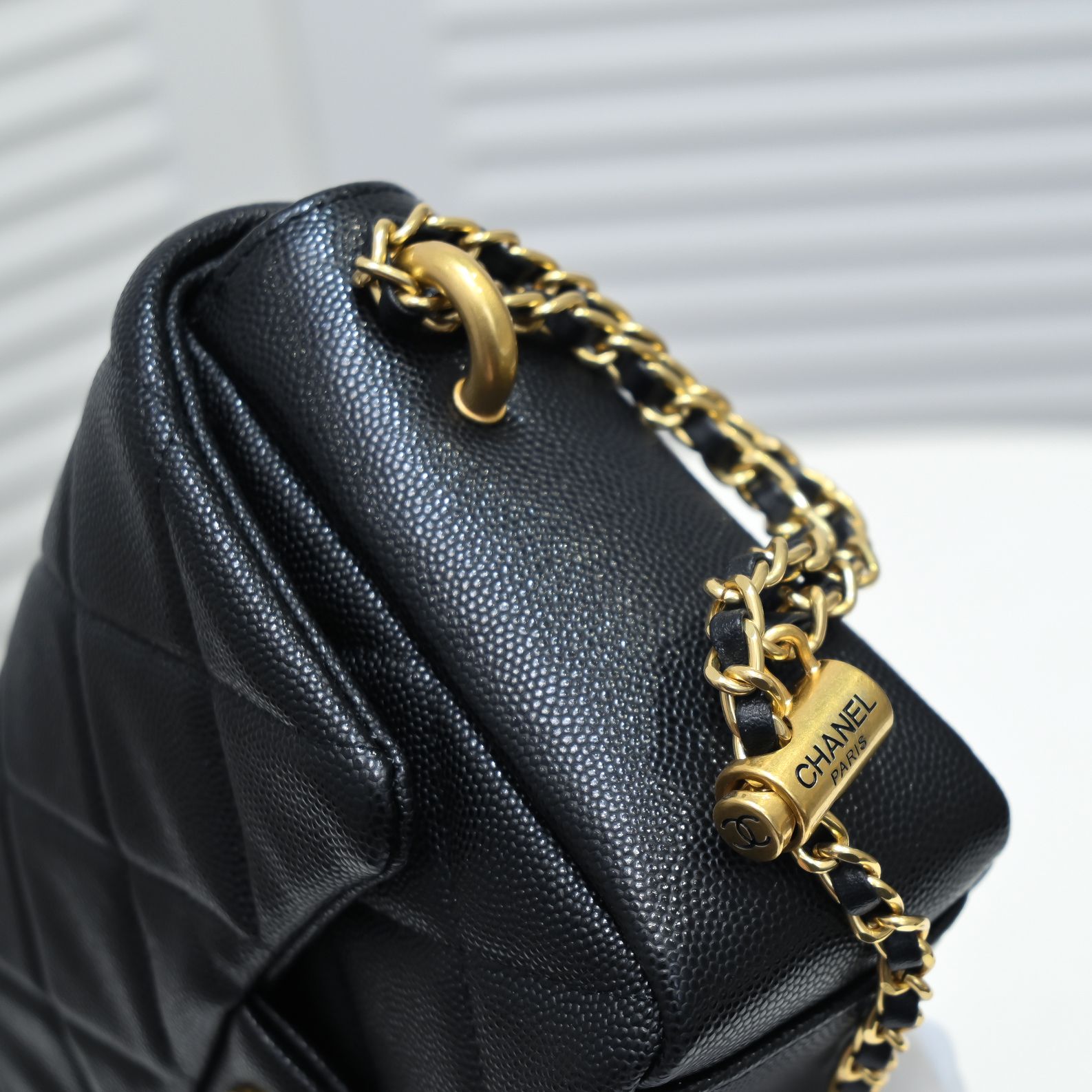 Chanel 21K Mini  Shoulder Bag Handbag