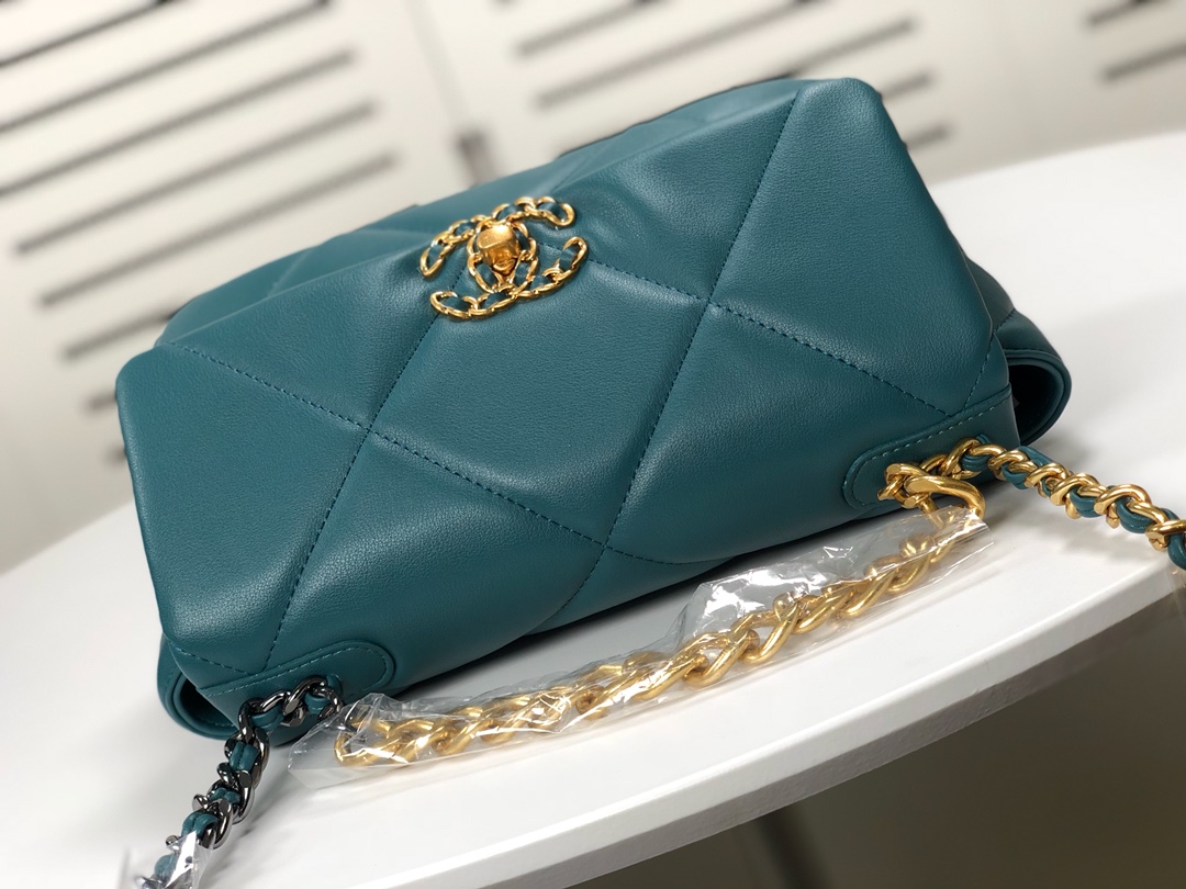 Chanel Lambskin Quilted Small 19 Flap Shoulder Bag Handbag