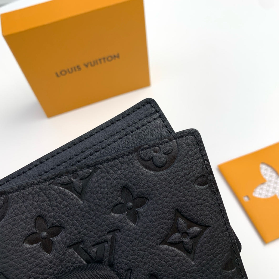 LV Slender Wallets M69037 LM55 12cm
