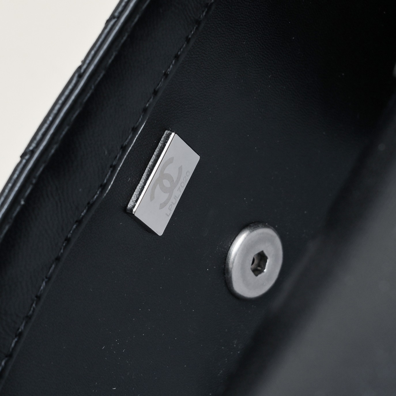 Chanel Cross Body Metal Ball Chain Shoulder Bag Handbag