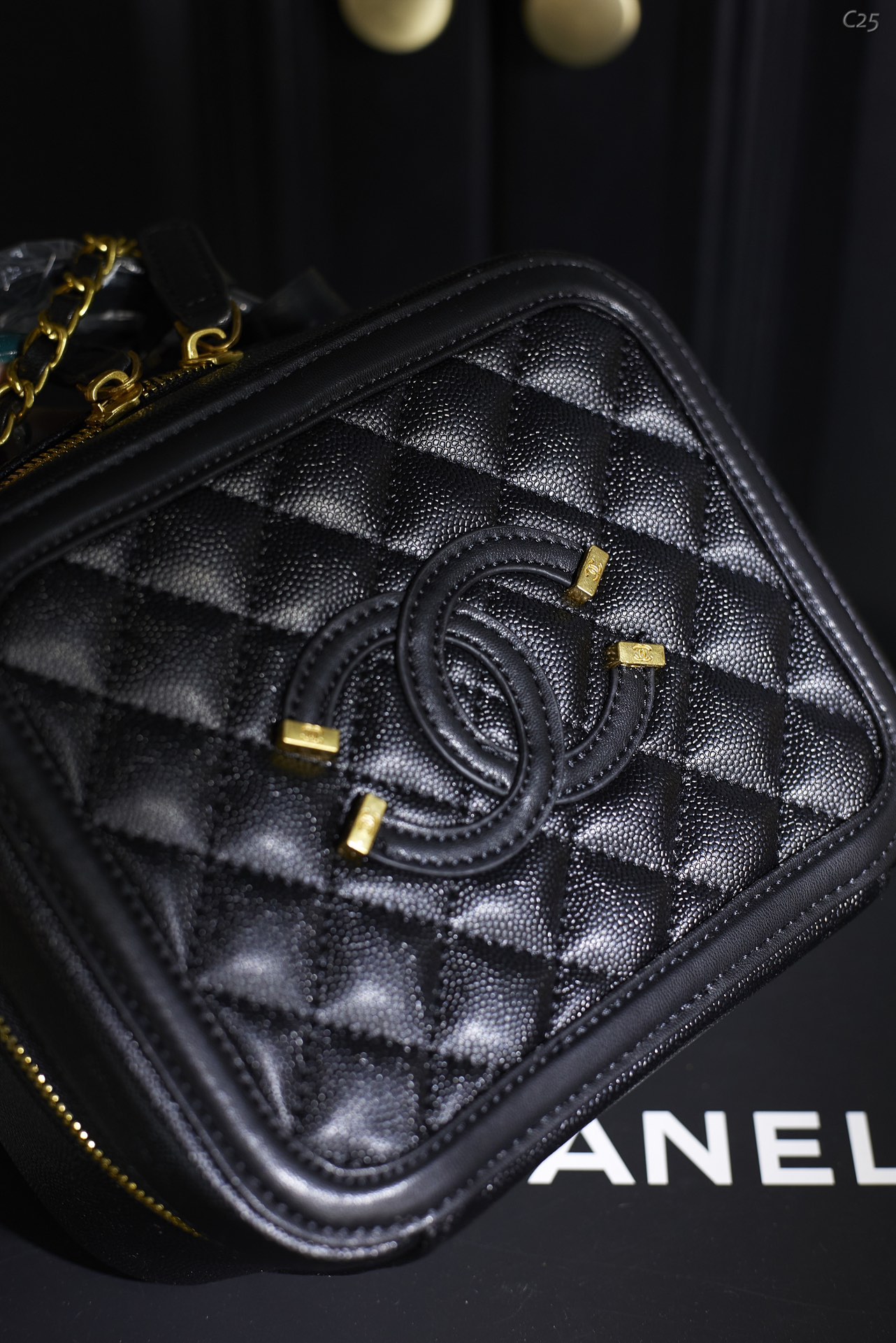 Chanel Case Bag 008 DB571 18cm