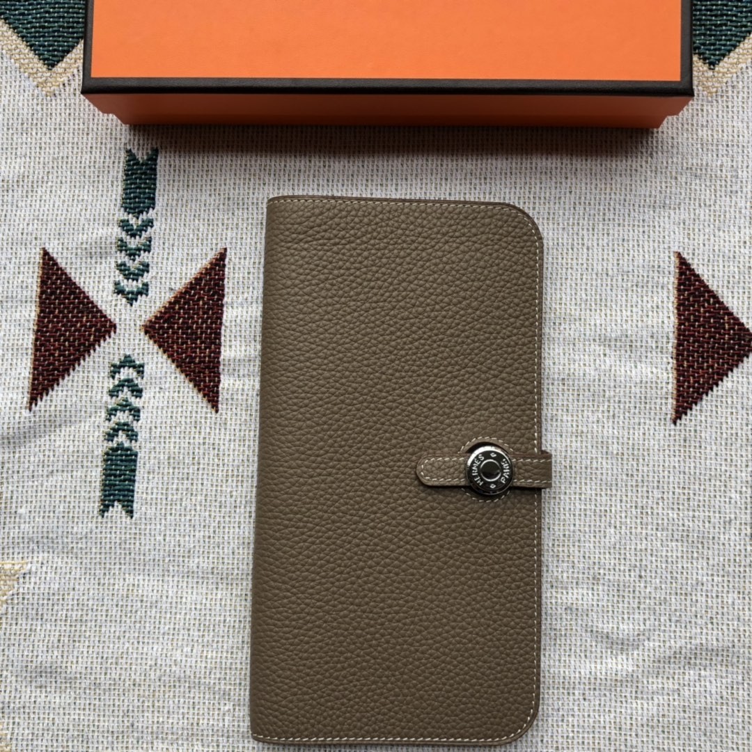 Hermes Dogon Compact Wallet Medium Grey