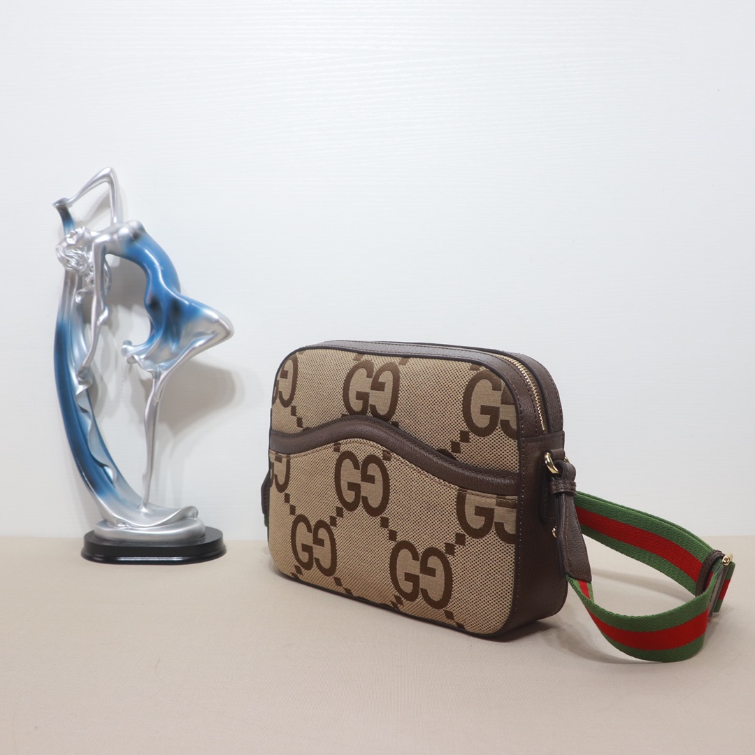 Messenger bag with jumbo GG 675891