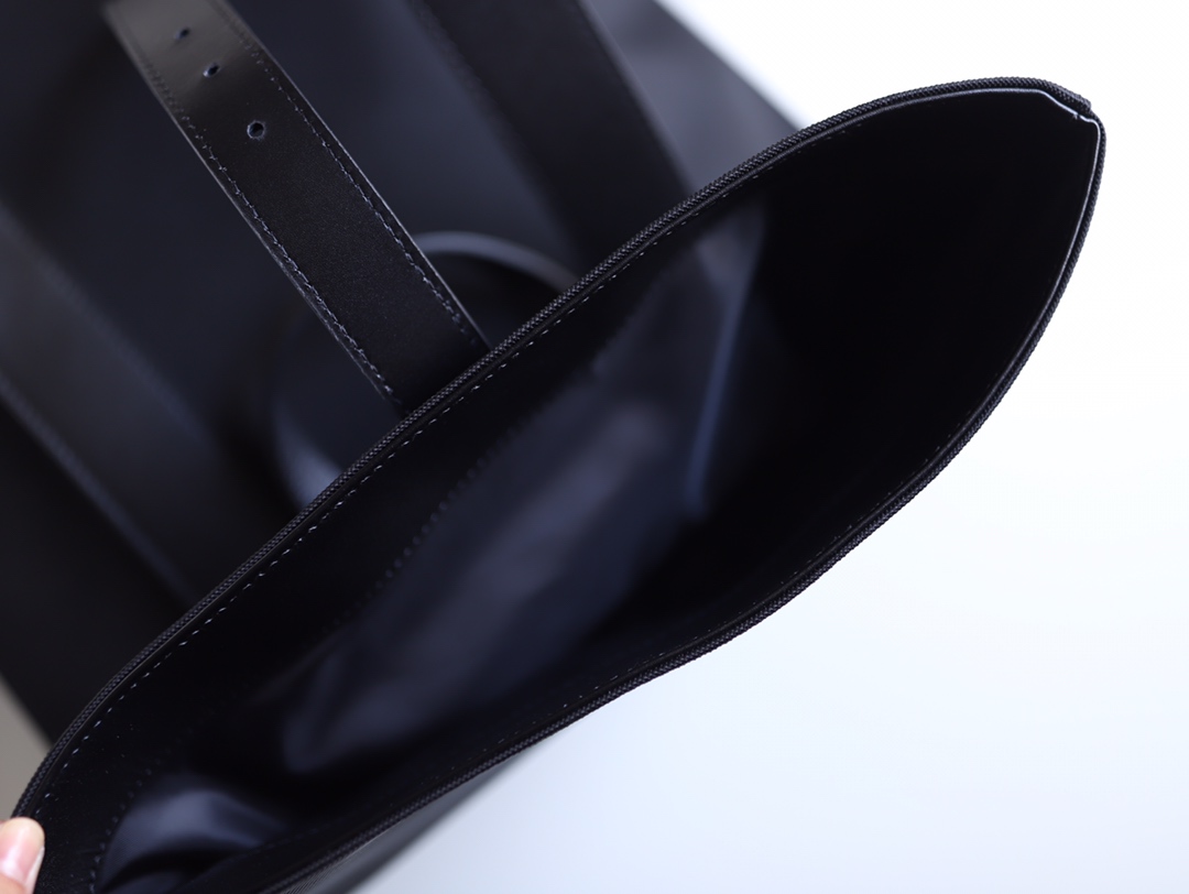 Gucci 337075 smile 081 42cm