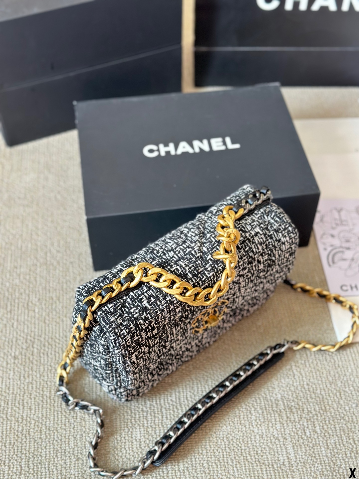 Chanel Shoulder Bag 026 DB571 26cm