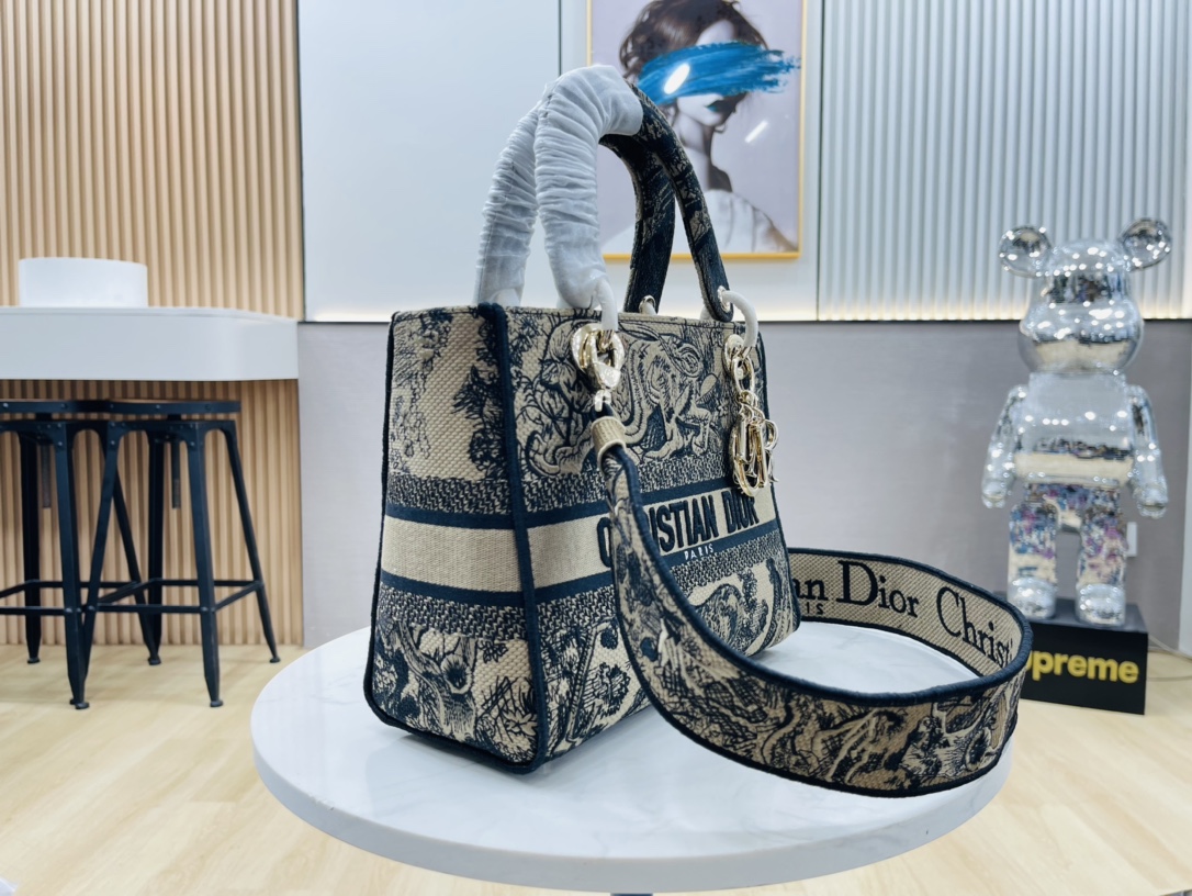 10A + top quality Dior Medium Lady D-Lite Bag 9920 DD003 24cm
