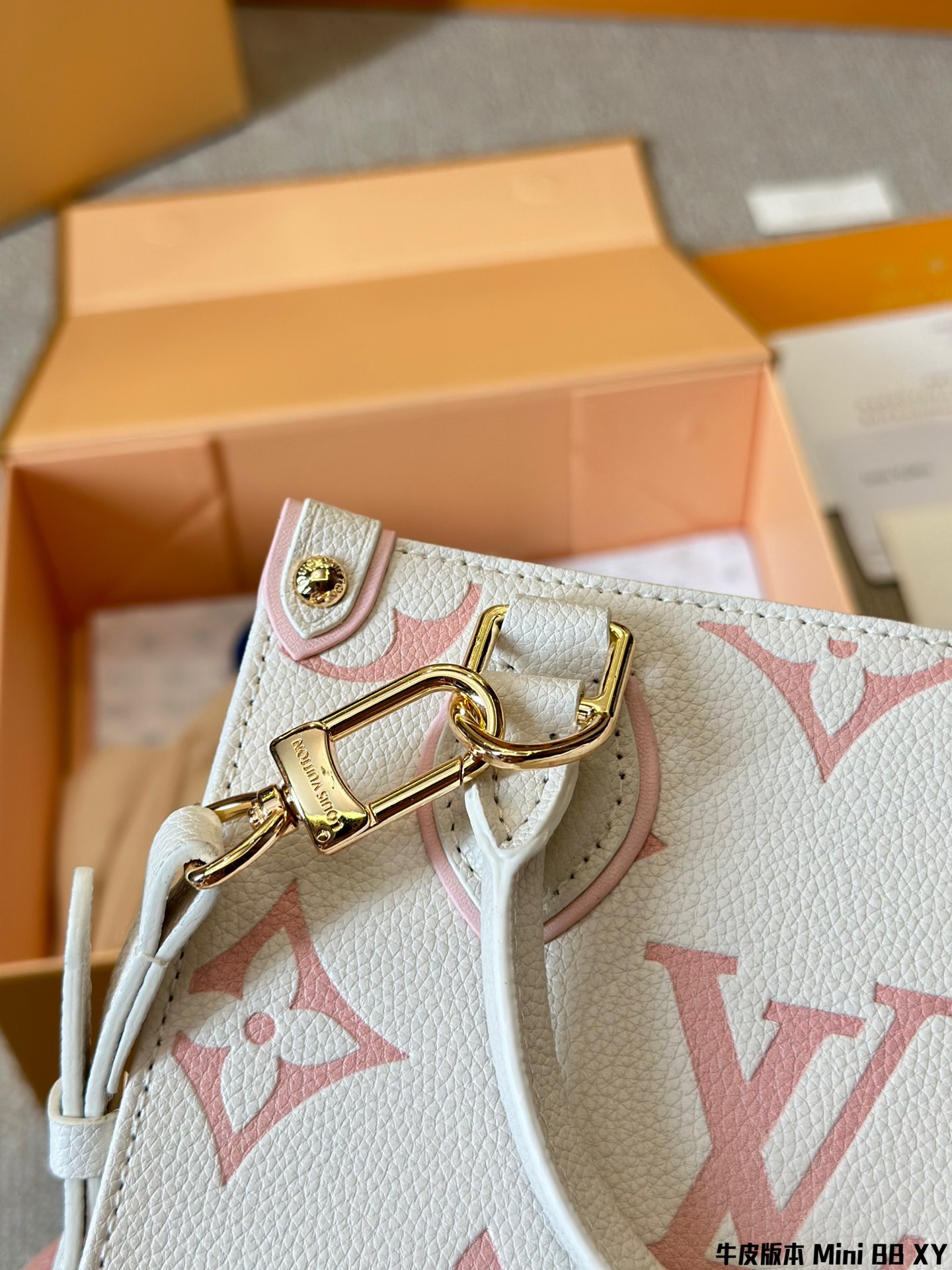 LV Onthego BB LM591 18cm