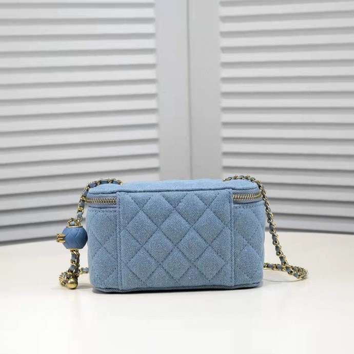 chanel8105PYD051