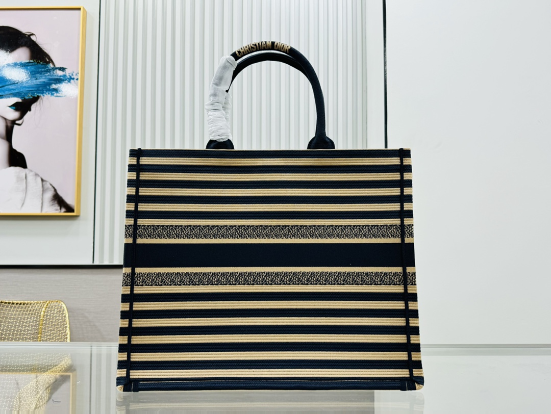 Dior Book Tote Thick Thread Thick Fabric Shoulder Bag Handbag