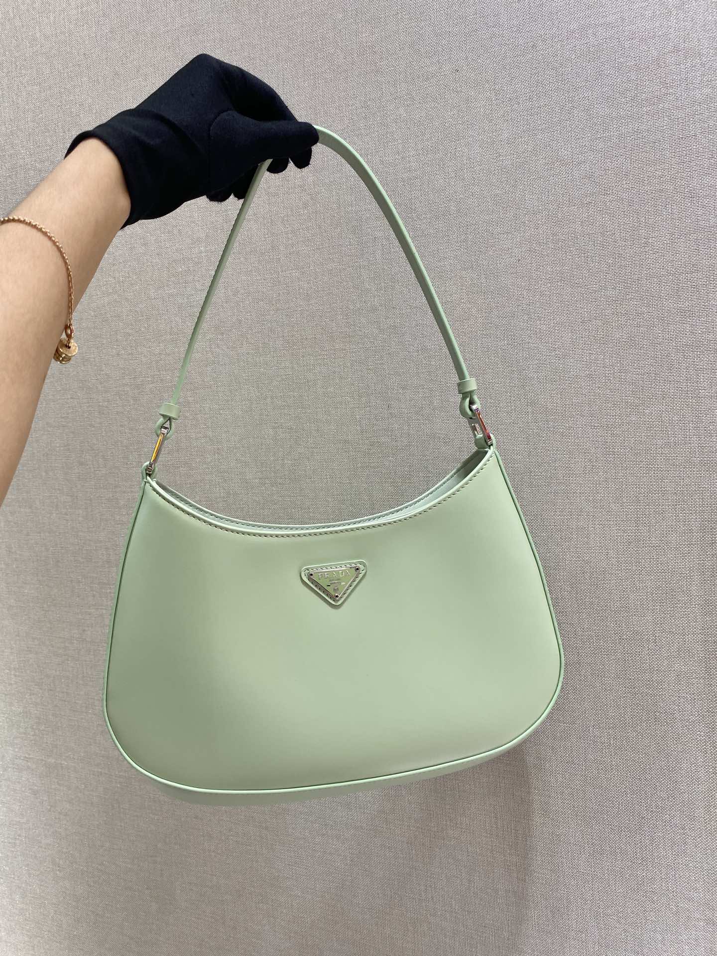 Prada 1BC499 22PJ041 27CM no flap
