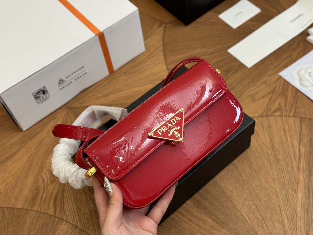 Prada Shoulder Bag 003 DB551 21cm