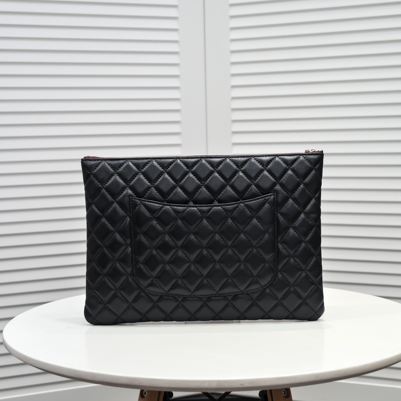 Chanel Cowhide Caviar Lattice Clutch silver buckle Clutch Bag Handbag