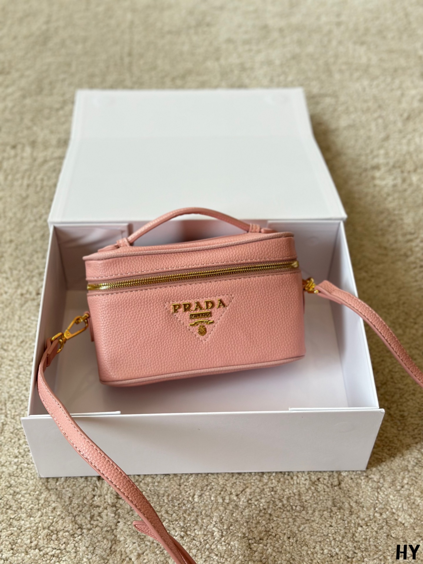 Prada Cosmetic Bag 001 DB561 20cm