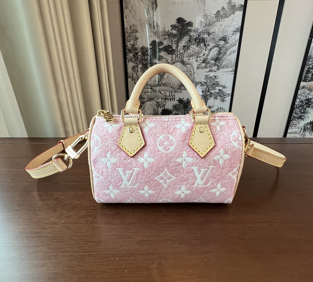 LVM81085LM041 16*10*7.5 cm